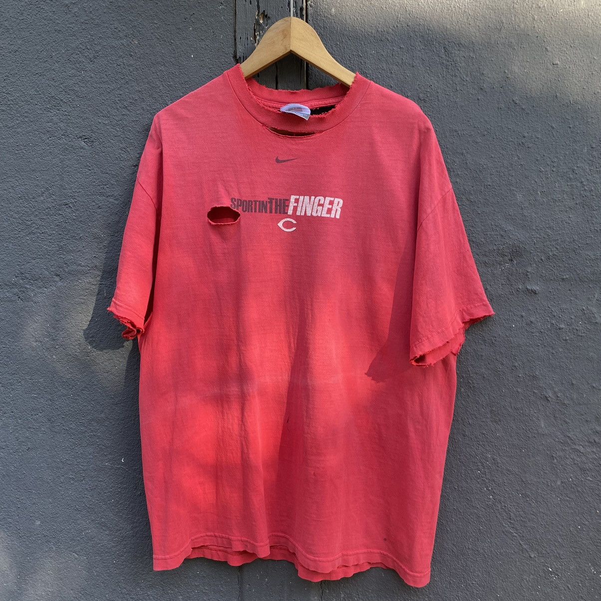 Nike Thrashed Faded Vintage Y2K Nike Cincinnati ERD GRUNGE TEE Size US L / EU 52-54 / 3 - 1 Thumbnail