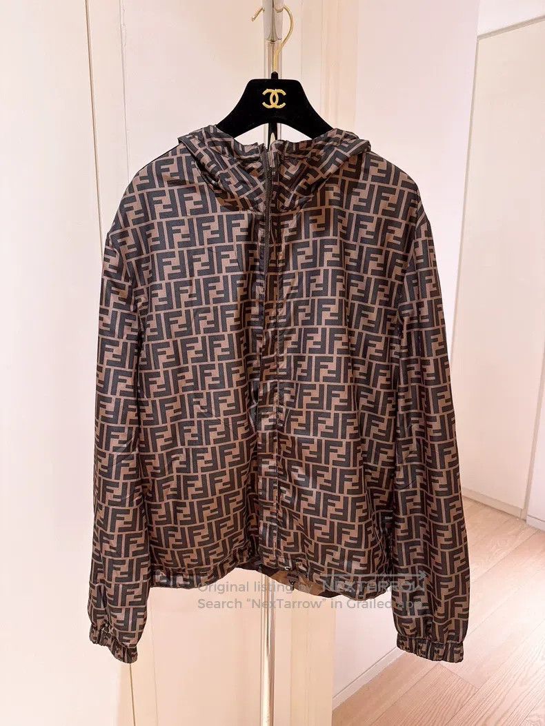 Fendi Fendi Full Logo Windproof Jacket Size US S / EU 44-46 / 1 - 1 Thumbnail