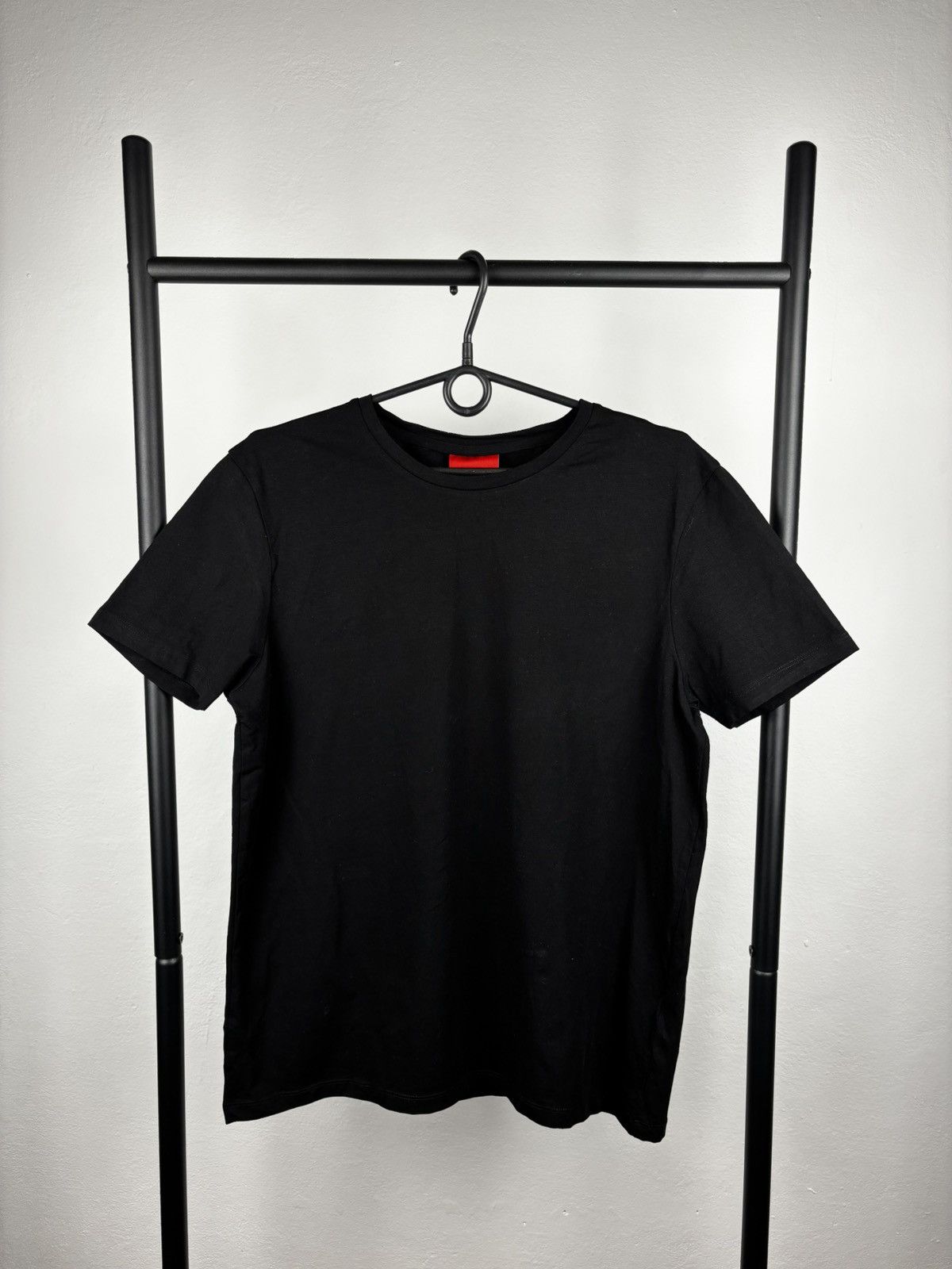 Hugo Boss Hugo Boss Classic t shirt size L Size US L / EU 52-54 / 3 - 1 Thumbnail