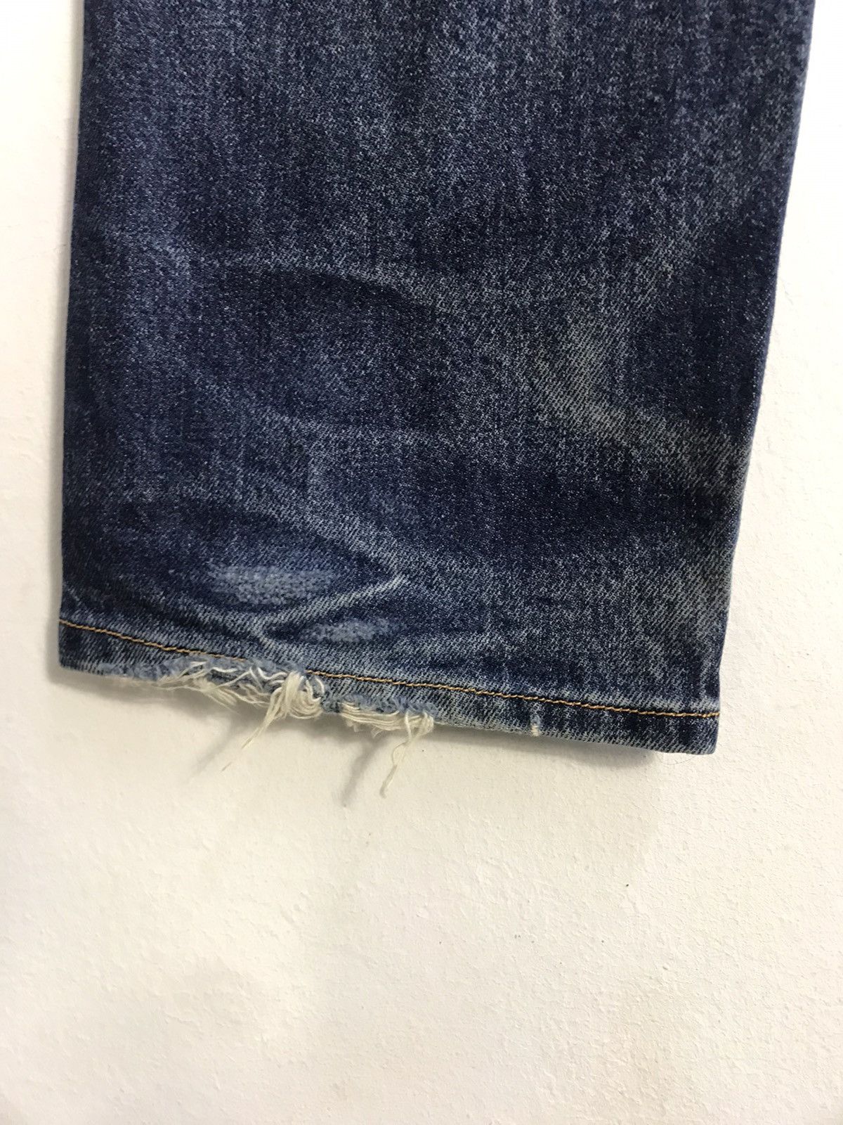 Levi's Vintage Clothing Levi's 90s Lot 501 Indigo Denim Jeans Buttonfly E181 Size US 30 / EU 46 - 20 Thumbnail