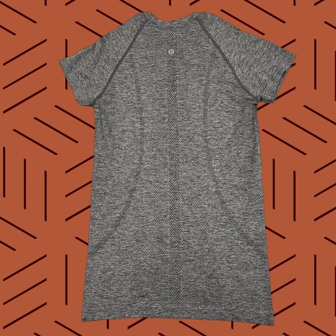 Lululemon Lululemon Swiftly Tech Shirt Size 6 Gray Active Fitness Gym Short Sleeve Sports Womens Size M / US 6-8 / IT 42-44 - 1 Thumbnail