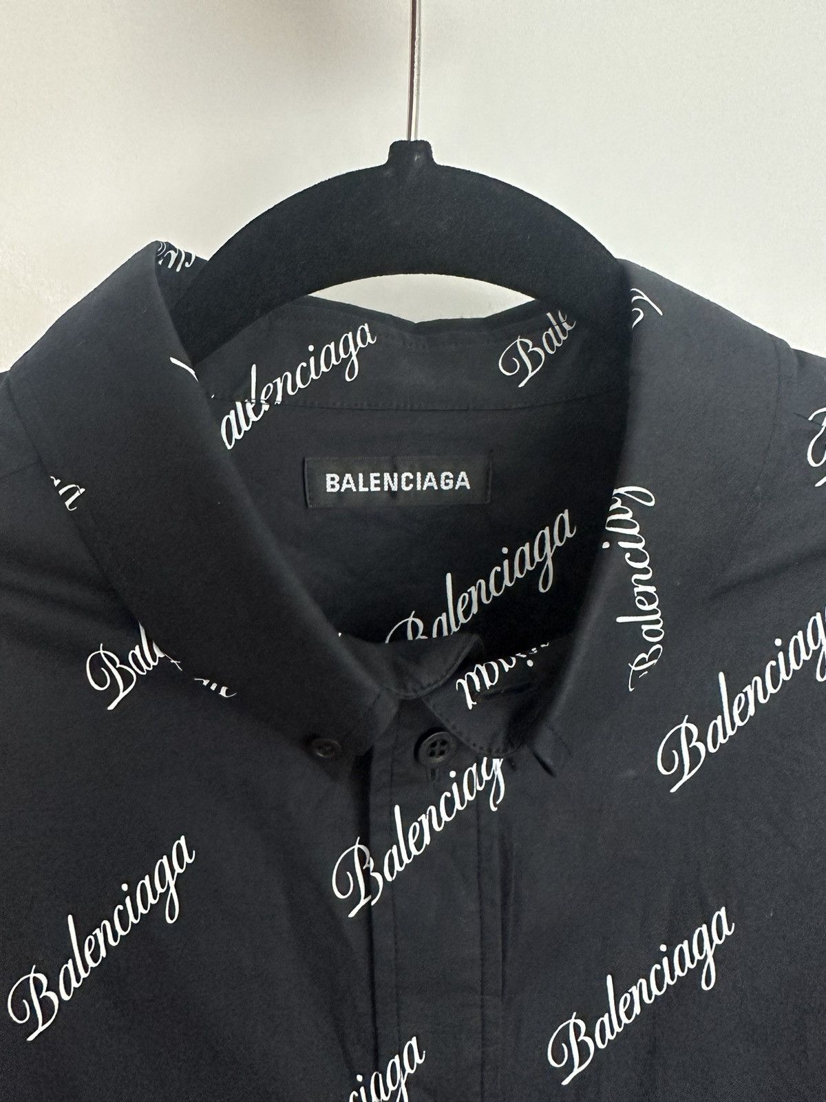 image of Balenciaga Mens Shirt With Logo in Black (Size Medium)