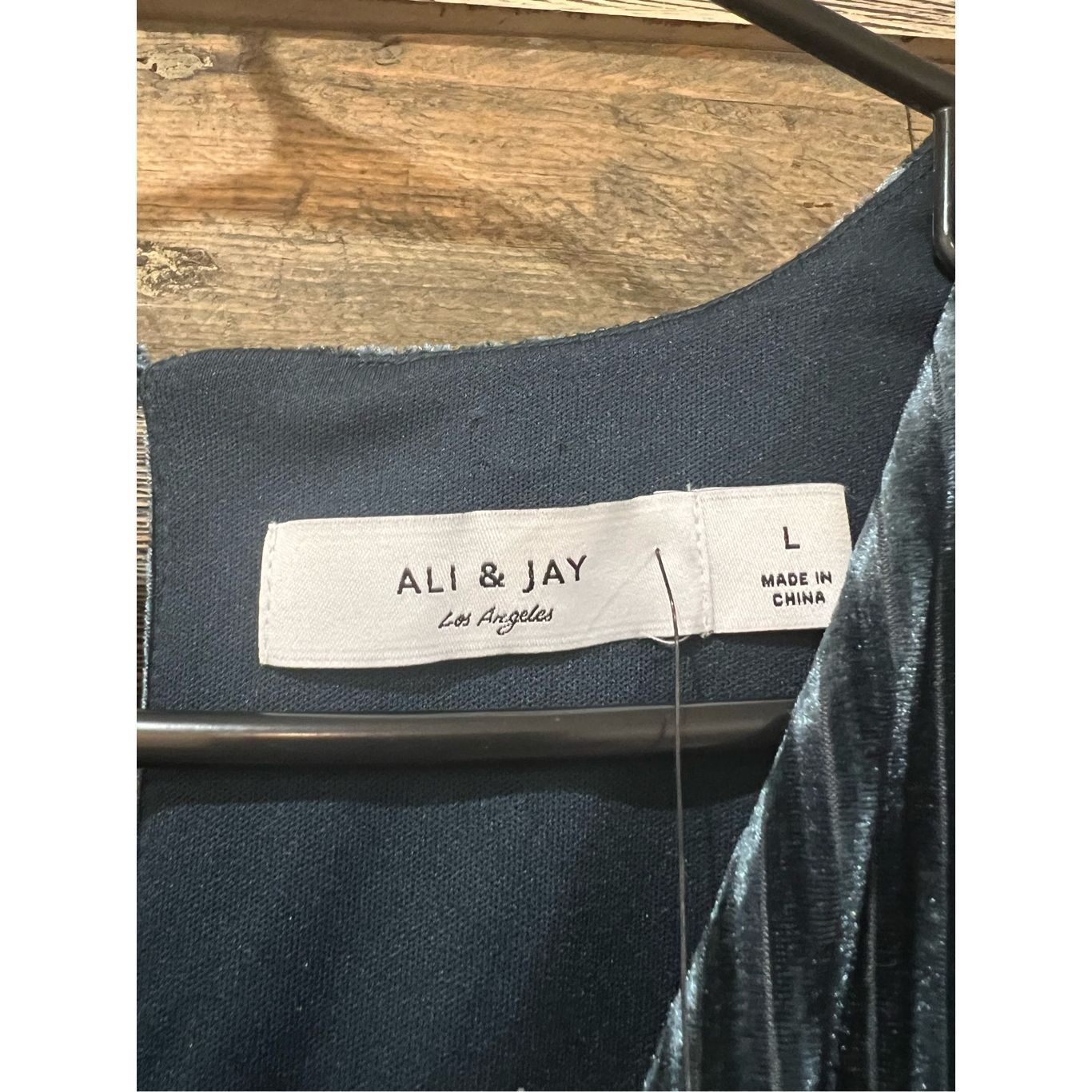 Anthropologie Anthropologie Ali & Jay NWT Samantha Velvet Jumpsuit sz L Size US 40 / EU 56 - 6 Thumbnail