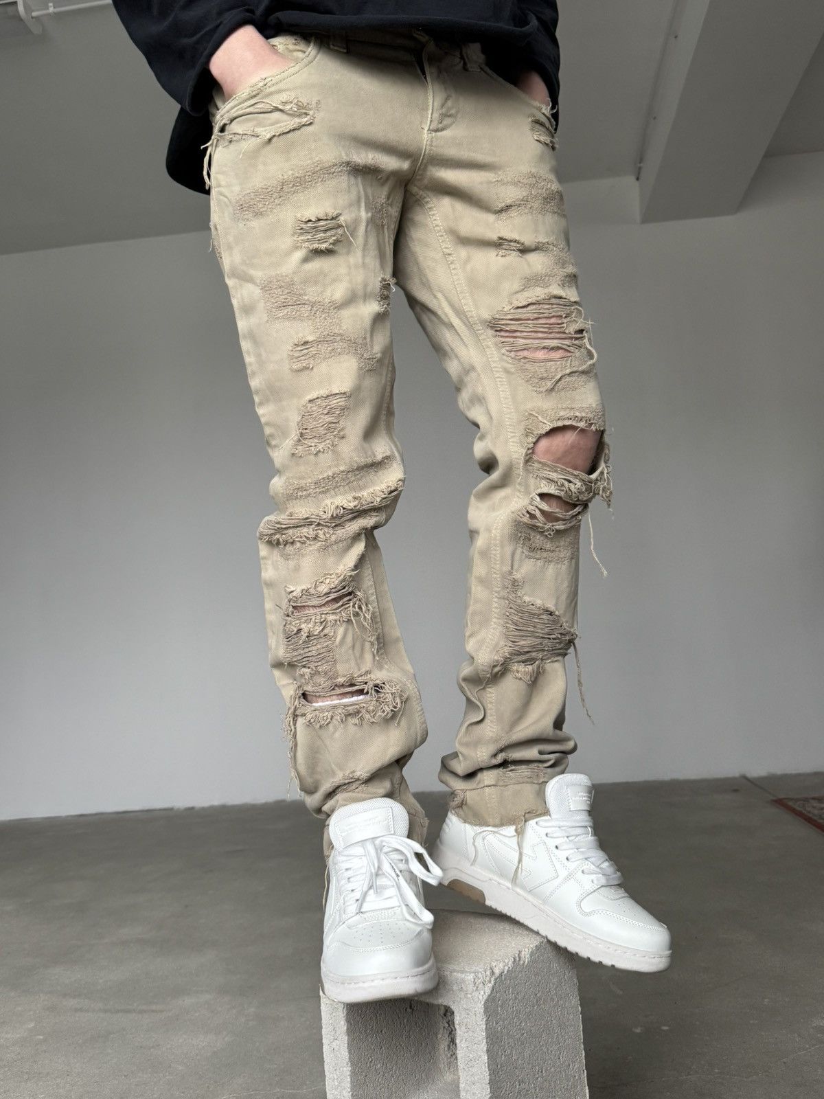 Dolce & Gabbana 2004 Dolce&Gabbana Distressed Ripped Jeans Size US 29 - 21 Thumbnail