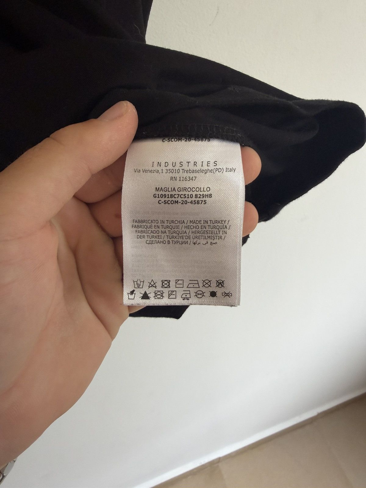 Moncler Moncler Front Logo TEE Size US S / EU 44-46 / 1 - 7 Thumbnail