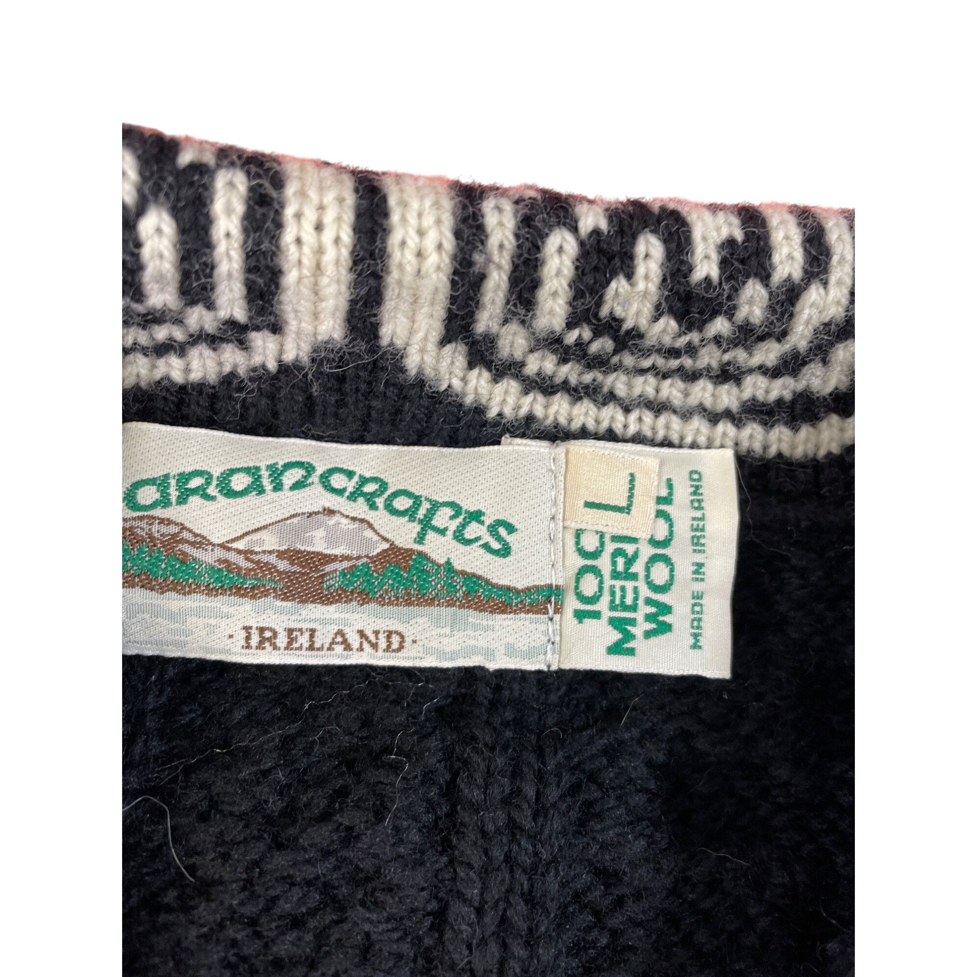 Aran Crafts Aran Crafts Womens Black Merino Wool Cable Knit Sweater L Vi Size L / US 10 / IT 46 - 2 Thumbnail