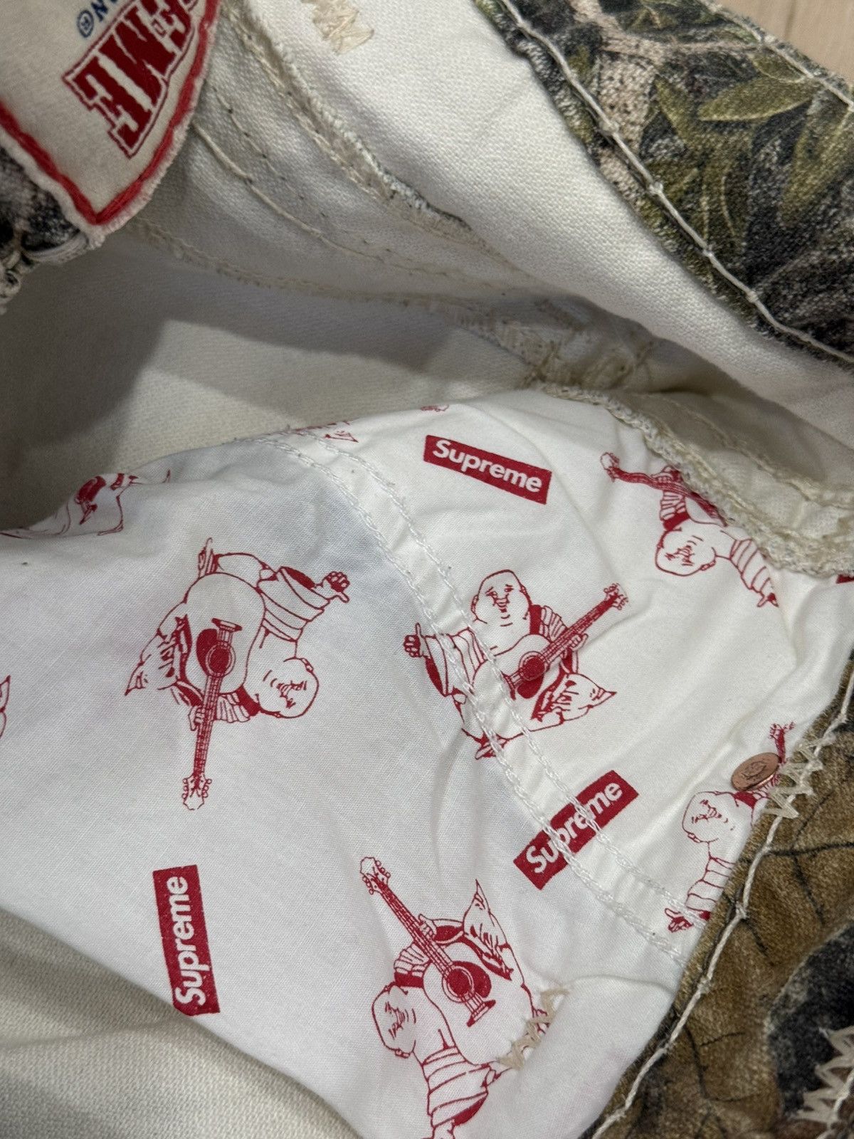 Supreme × True Religion Supreme True Religion Realtree Camo Denim Cargo Pants Size US 36 / EU 52 - 13 Thumbnail