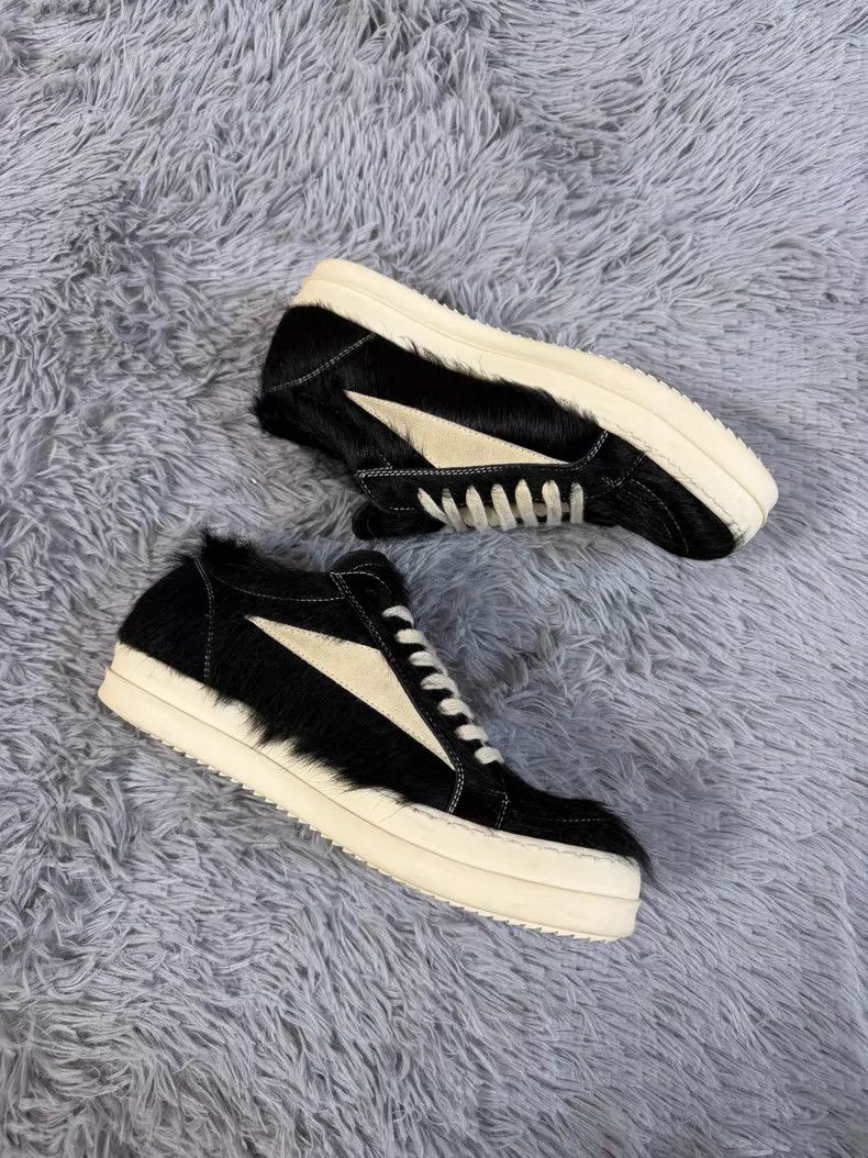 Rick Owens Rick Owens Mainline New Black and White Horse Hair Infring Size US 7 / EU 40 - 3 Thumbnail