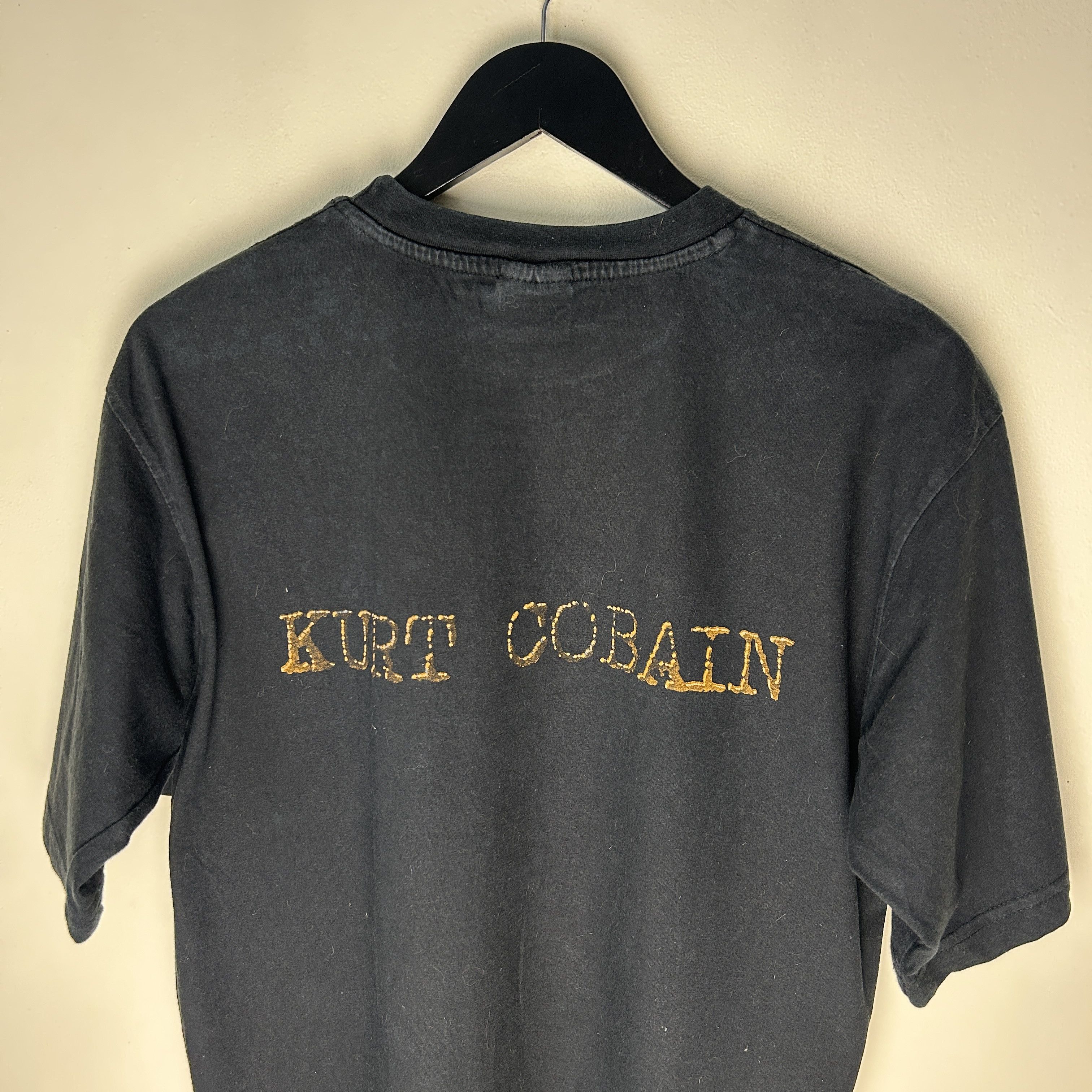 Band Tees Vintage Kurt Cobain Nirvana Band T-shirt Size US XL / EU 56 / 4 - 4 Thumbnail