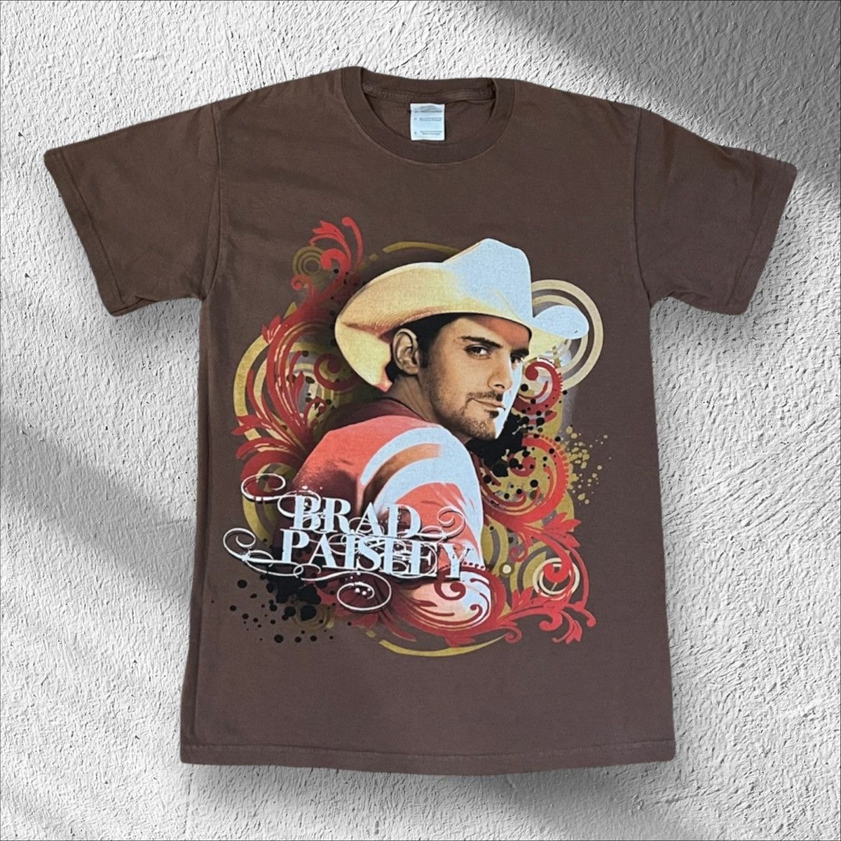 Vintage Vintage Y2K Brad Paisley Country Music Tour Shirt Size US S / EU 44-46 / 1 - 1 Thumbnail