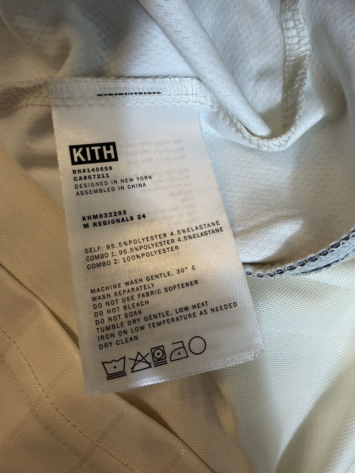 Kith Kith NY Edison Soccer Jersey top size large Size US L / EU 52-54 / 3 - 8 Thumbnail