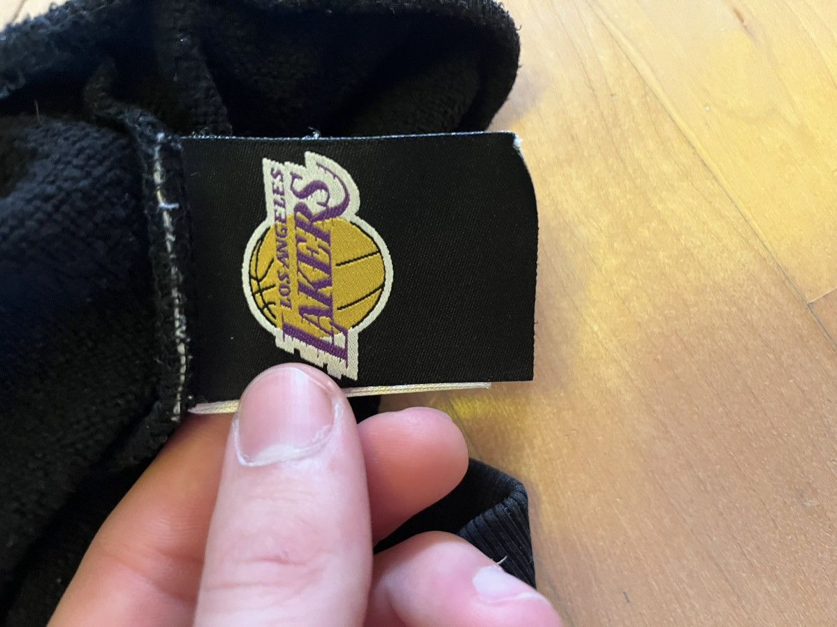 NBA × New Era L.A. Lakers NEW ERA hoodie Size US XL / EU 56 / 4 - 3 Thumbnail