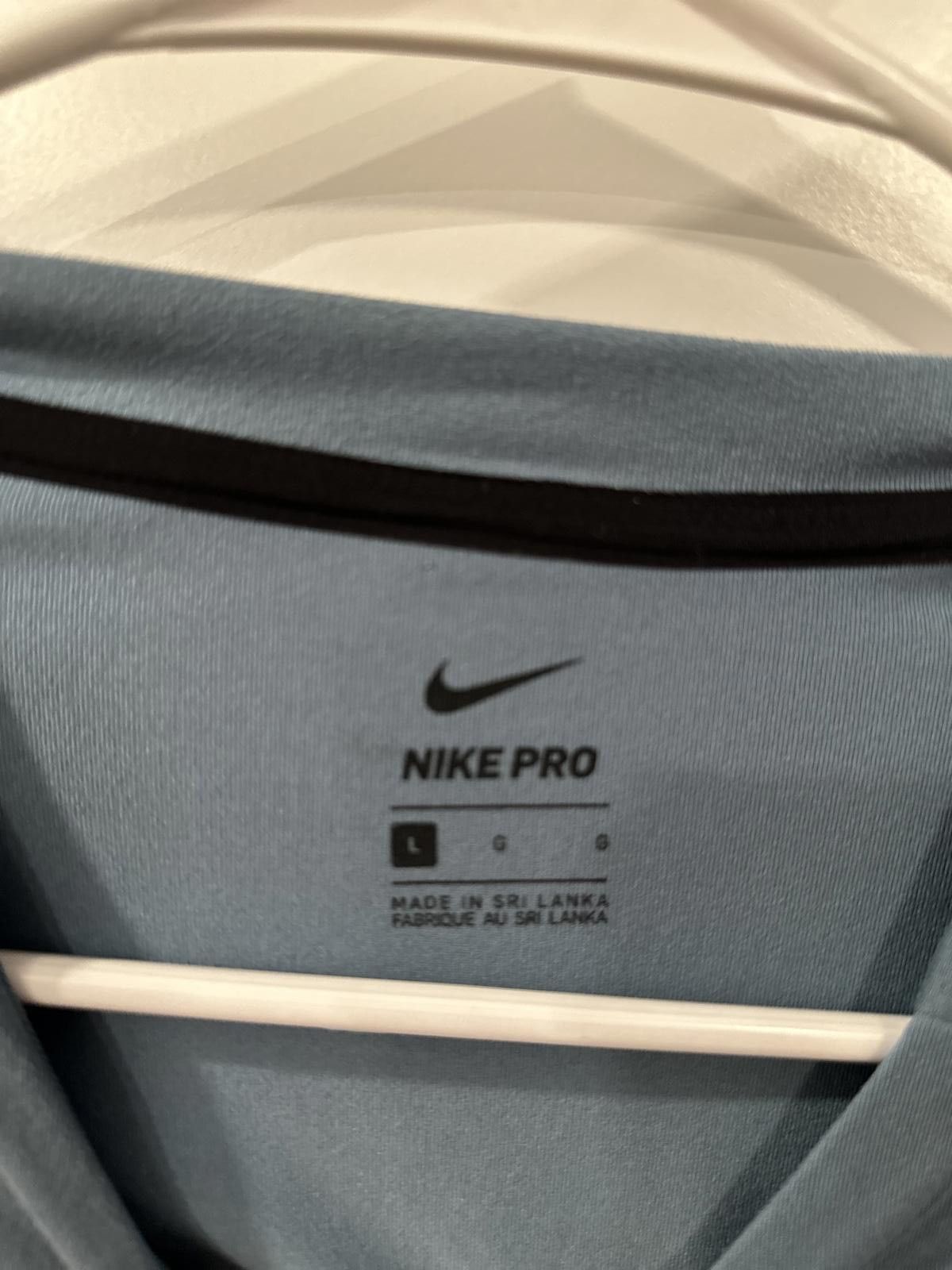 Designer Nike Pro Base Layer Long Sleeve Mens Large Dri-fit Thumbhole Size US L / EU 52-54 / 3 - 3 Thumbnail