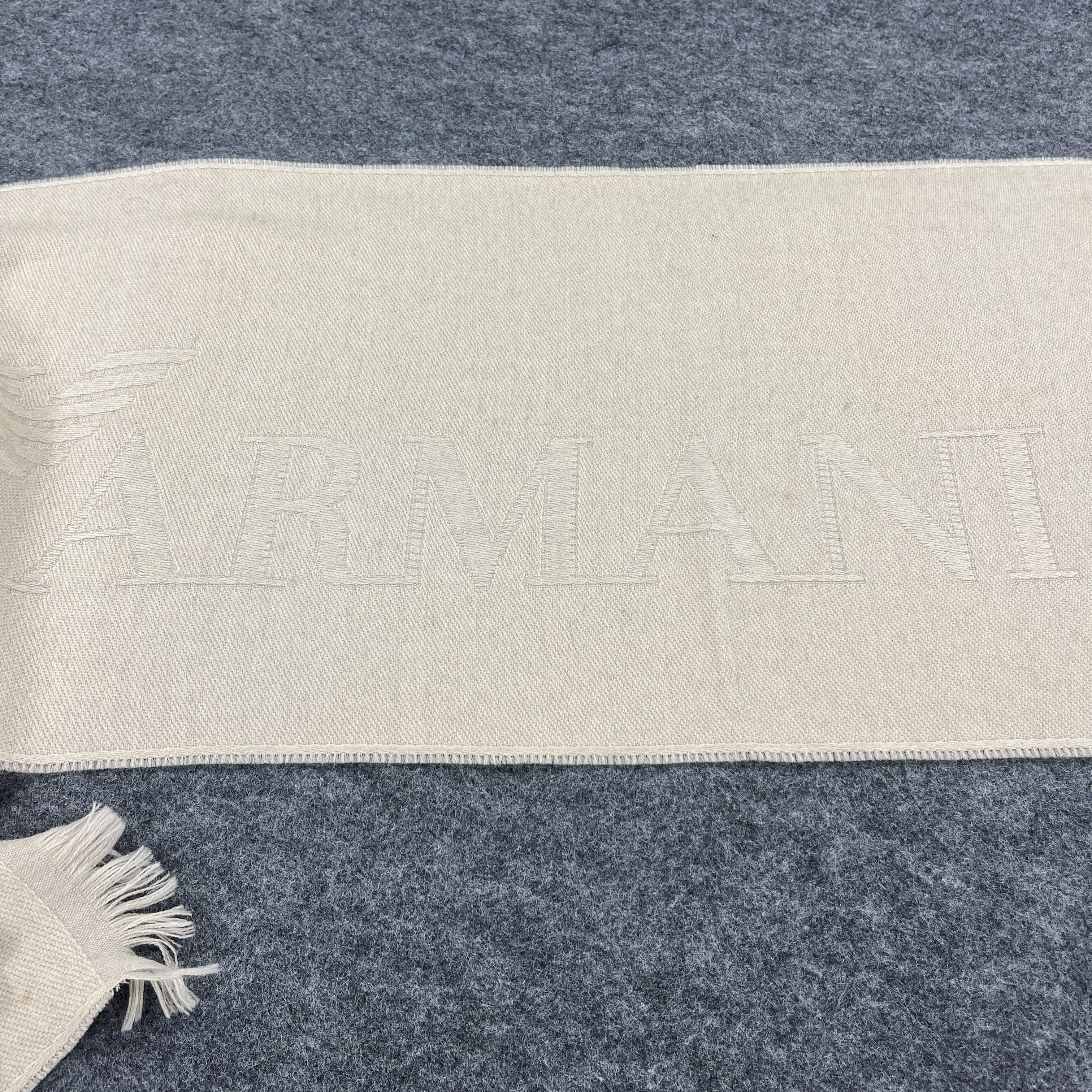 Emporio Armani Emporio Armani Scarf / Muffler / Neckwear T866 Size ONE SIZE - 15 Thumbnail