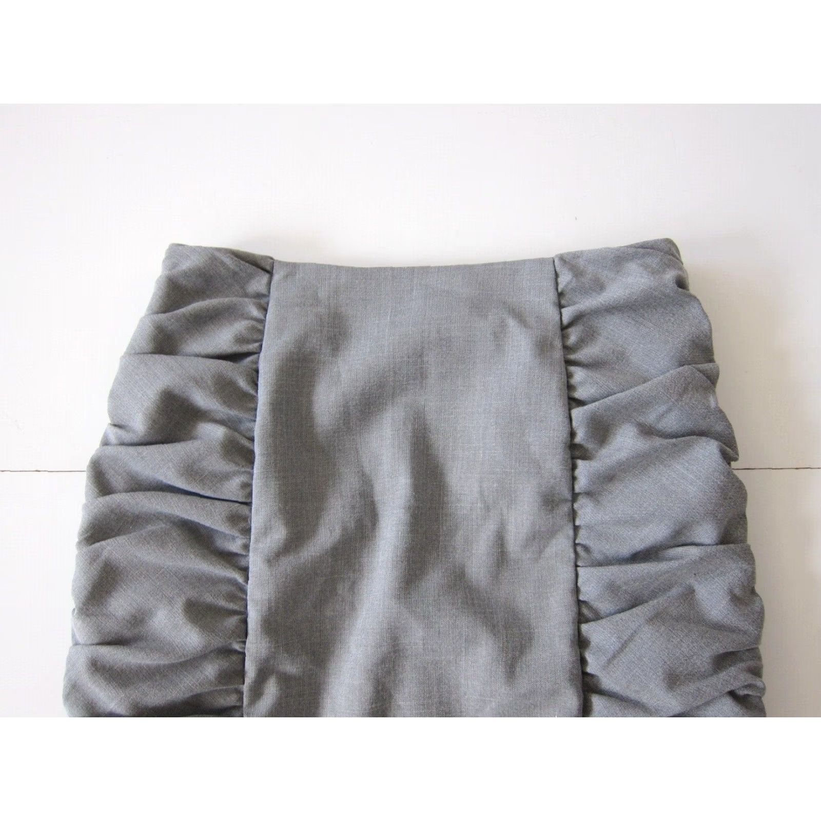 Anthropologie Cartonnier Anthropologie Light Grey Ruched Pleated Pencil Work Skirt Size 0 Size 25" / US 0 / IT 36 - 3 Thumbnail