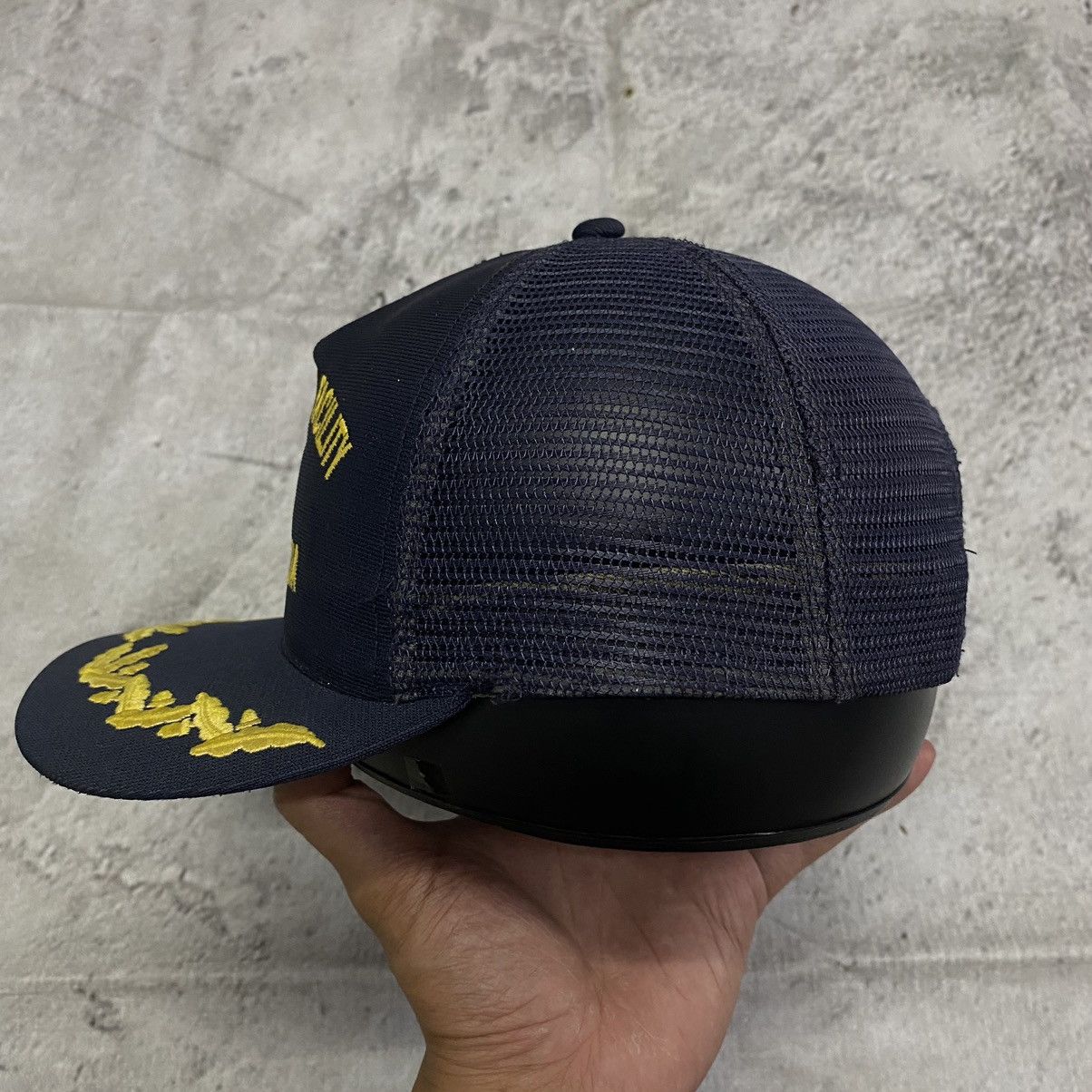 Vintage Vintage Diego Garcia Trucker Hat Size ONE SIZE - 3 Thumbnail