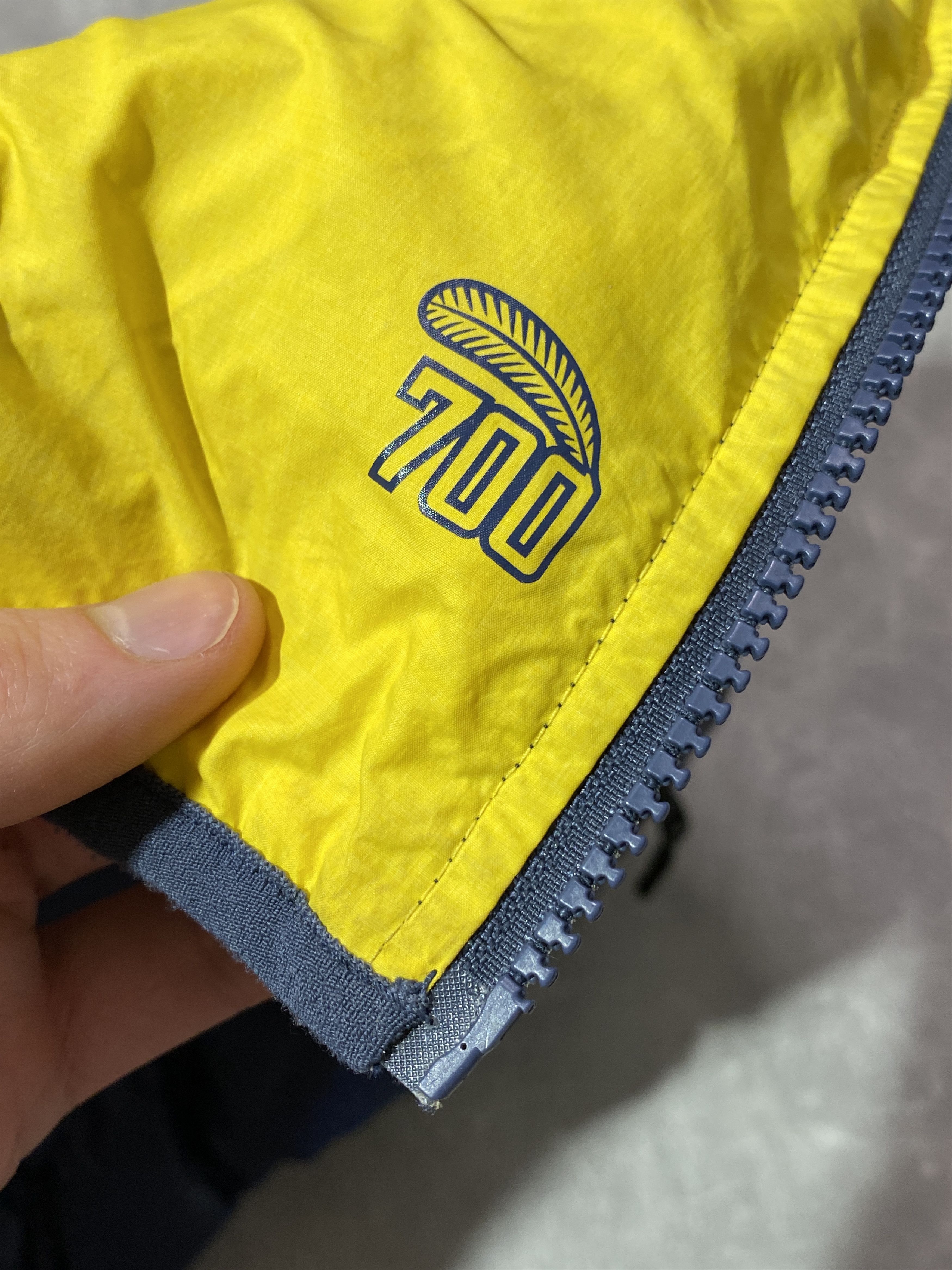 Nike Vintage Y2K Nike 700 Down Jacket Size US XL / EU 56 / 4 - 15 Thumbnail