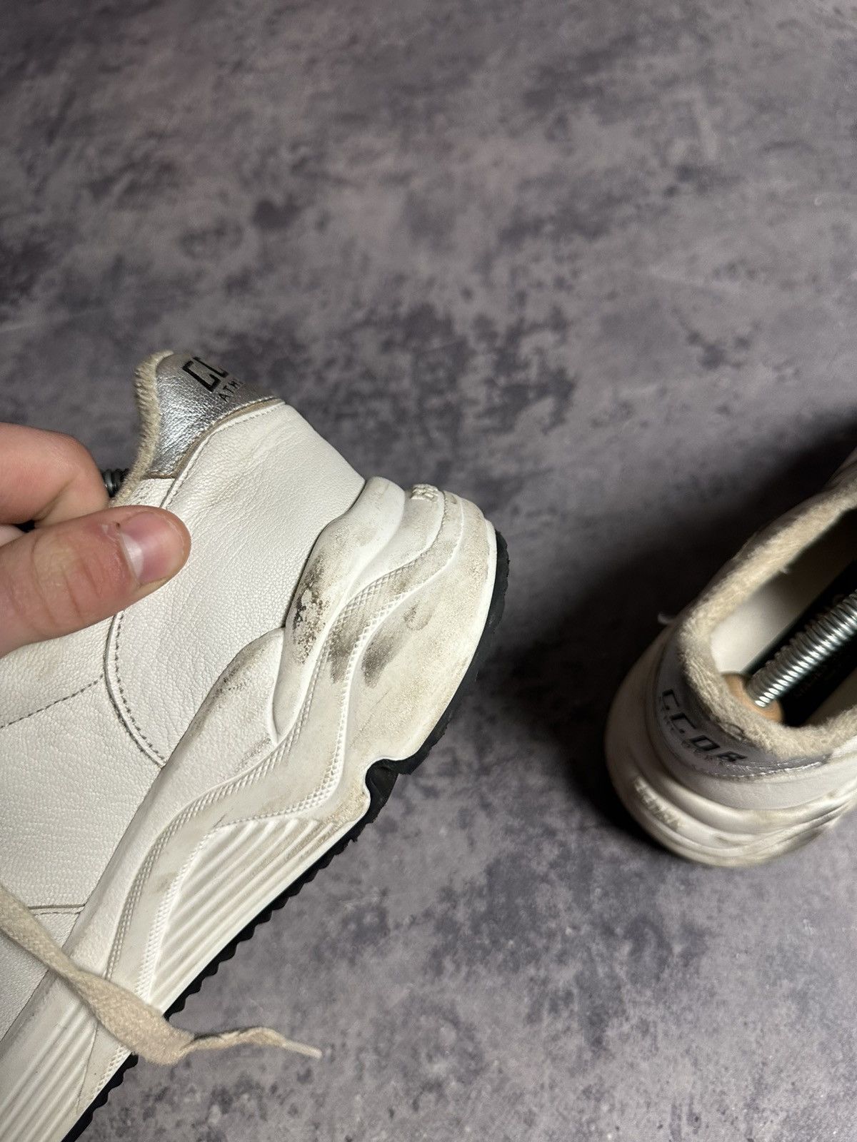 Golden Goose Golden Goose Running Sole Sneakers Size US 7 / EU 40 - 13 Thumbnail