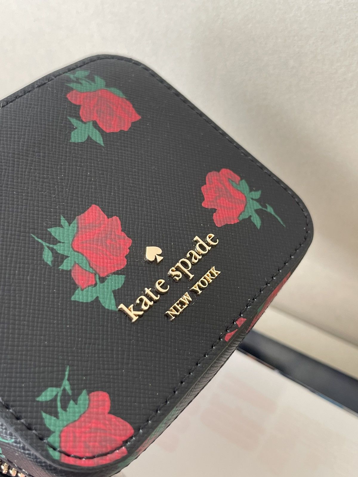 Kate Spade (new+tag) Kate Spade chic jewelry box red floral design Size ONE SIZE - 5 Thumbnail