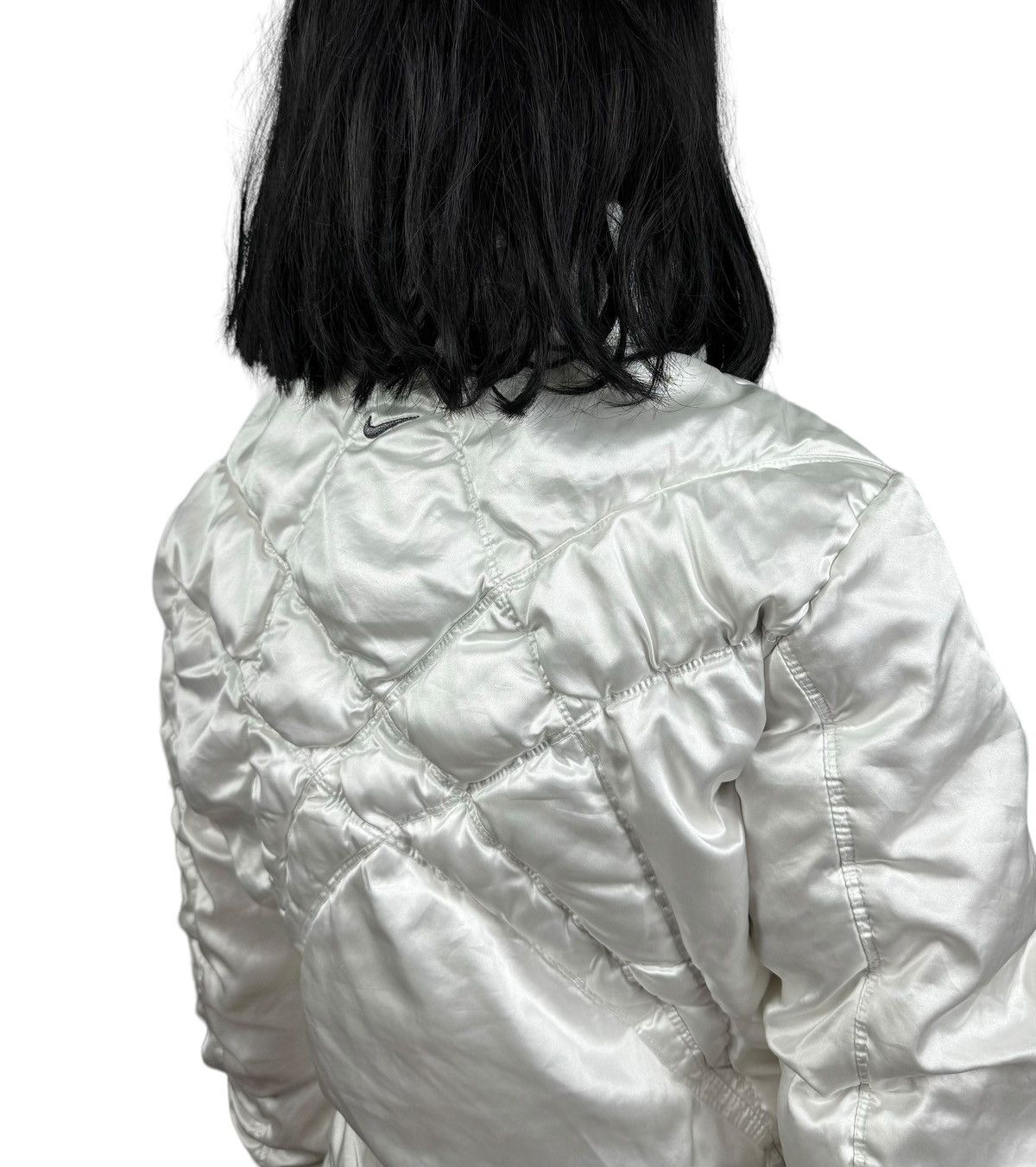 Nike × Vintage Nike Vintage Y2K Satin Quilted Down Jacket size L Size L / US 10 / IT 46 - 11 Thumbnail