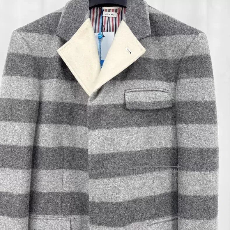 Thom Browne Thom Browne Wool Striped Shoulder Pad Coat Size US M / EU 48-50 / 2 - 3 Thumbnail