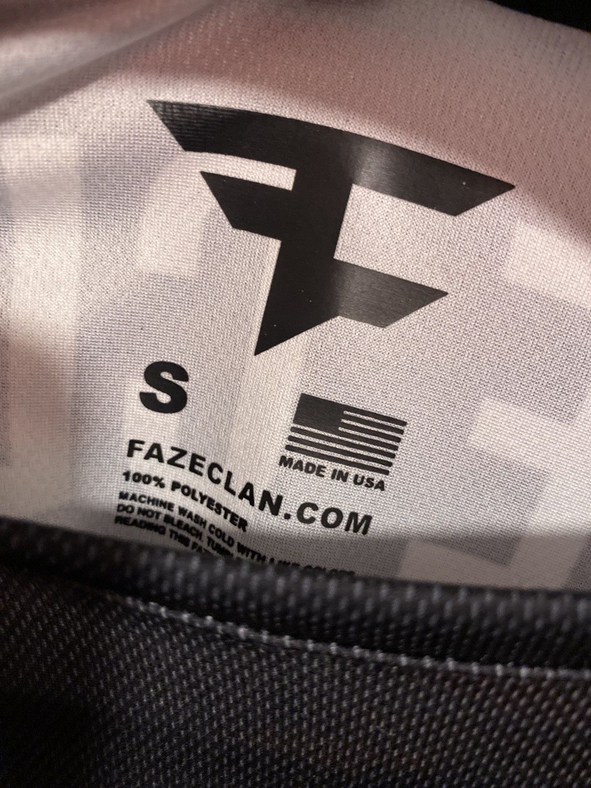 FaZe FaZe Jersey Classic Red Size US S / EU 44-46 / 1 - 3 Thumbnail