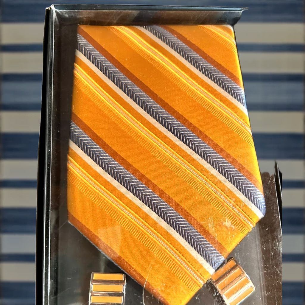 Nicole Miller Nicole Miller New York Men's Orange Striped Silk Tie & Matching Cuff Links NIB - Adjustable Clip Tie Set Size ONE SIZE - 1 Thumbnail