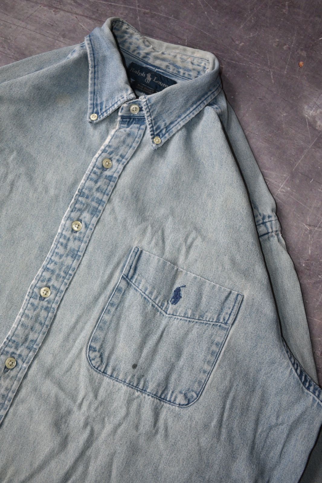 Ralph Lauren Vintage Distressed Polo Ralph Lauren Denim Shirt (L) Size US L / EU 52-54 / 3 - 4 Thumbnail