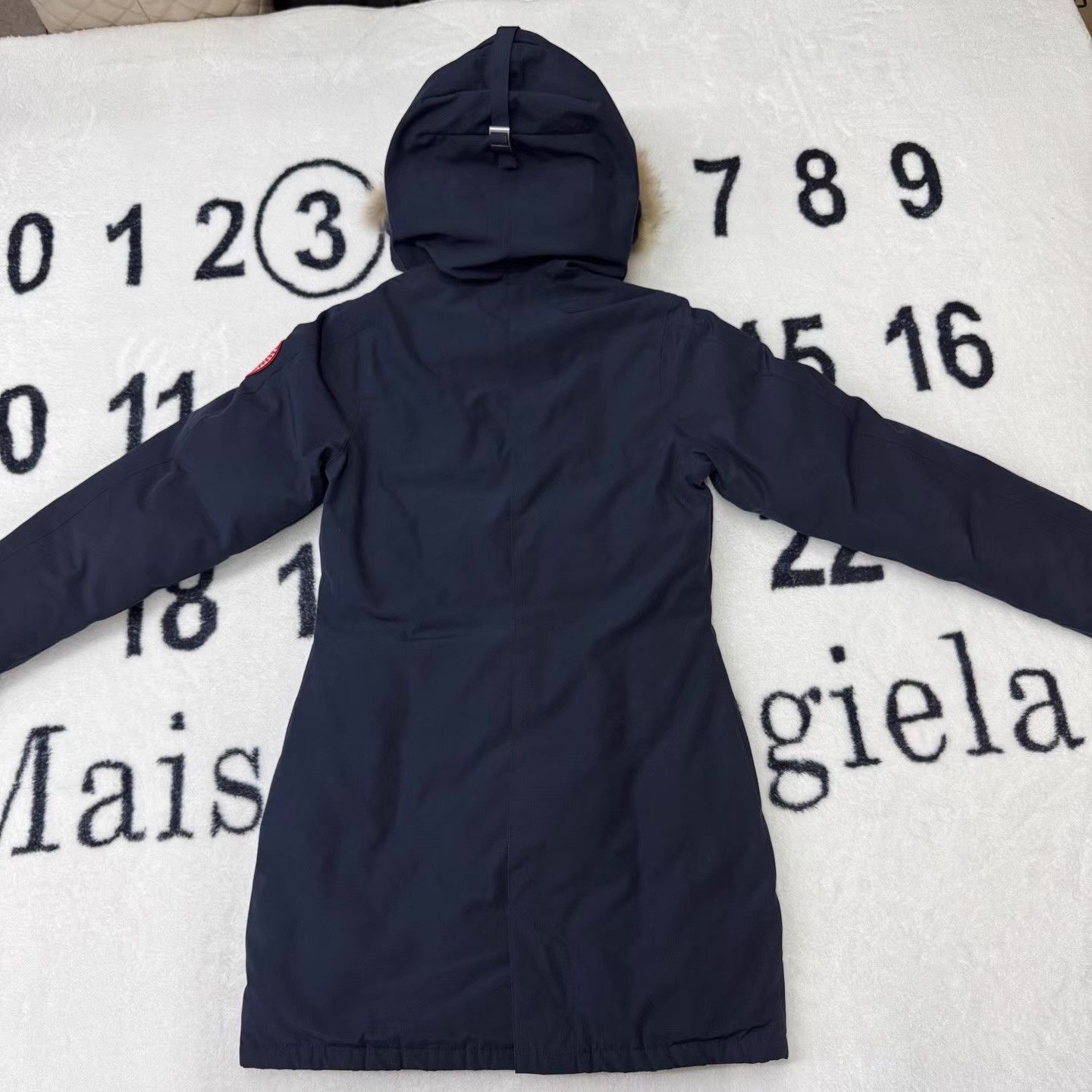 Canada Goose Canada Goose Victoria Series Navy Blue Down Jacket Q10 Size US XS / EU 42 / 0 - 3 Thumbnail
