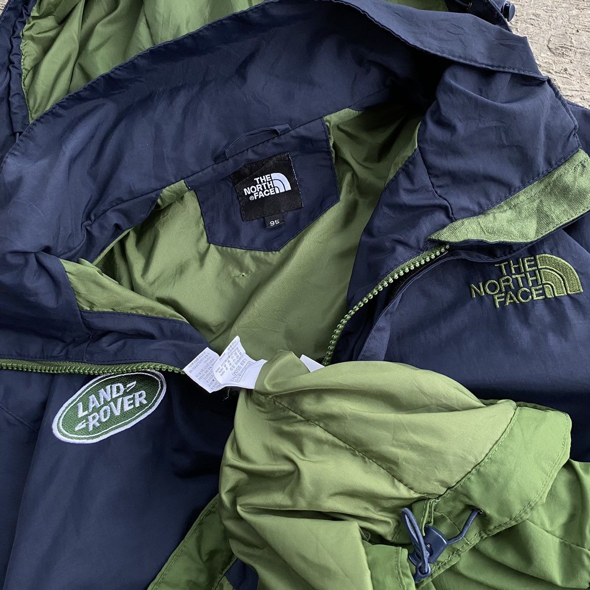 The North Face 🪲The North Face X Landrover Size US L / EU 52-54 / 3 - 5 Thumbnail