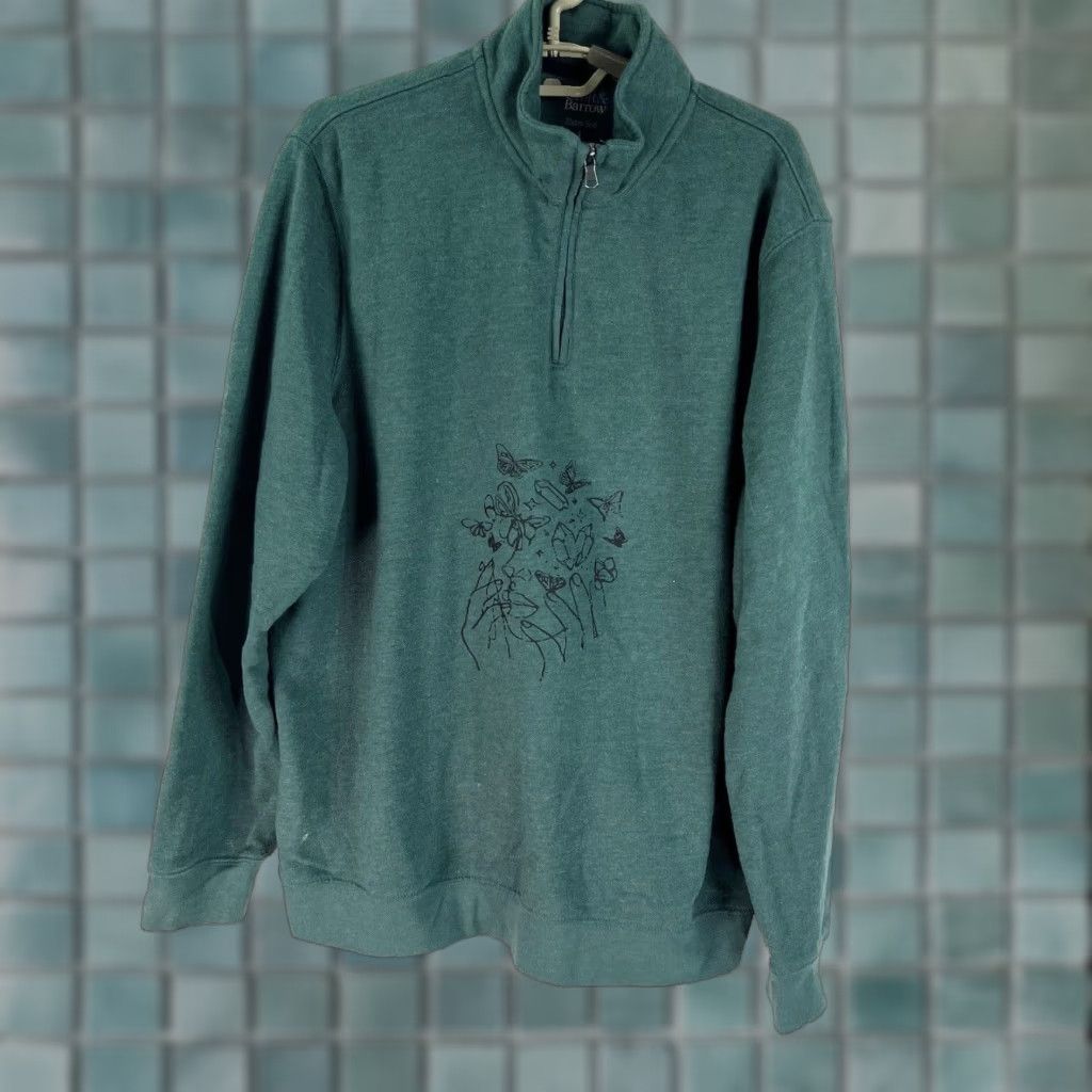 Croft & Barrow Croft & Barrow Women's Sweatshirt Releasing Butterfly's Graphic 1/4 Zip Size L Size L / US 10 / IT 46 - 1 Thumbnail