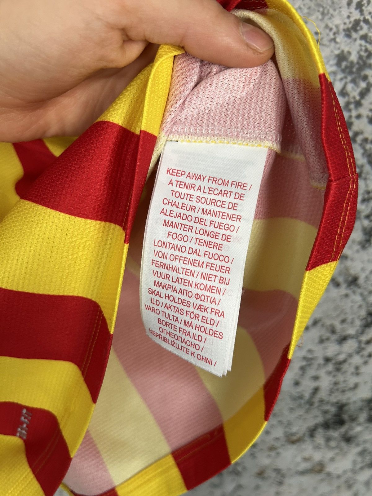 Nike Messi FC Barcelona Soccer Jersey Nike Football Sport Rare Size US XS / EU 42 / 0 - 10 Thumbnail