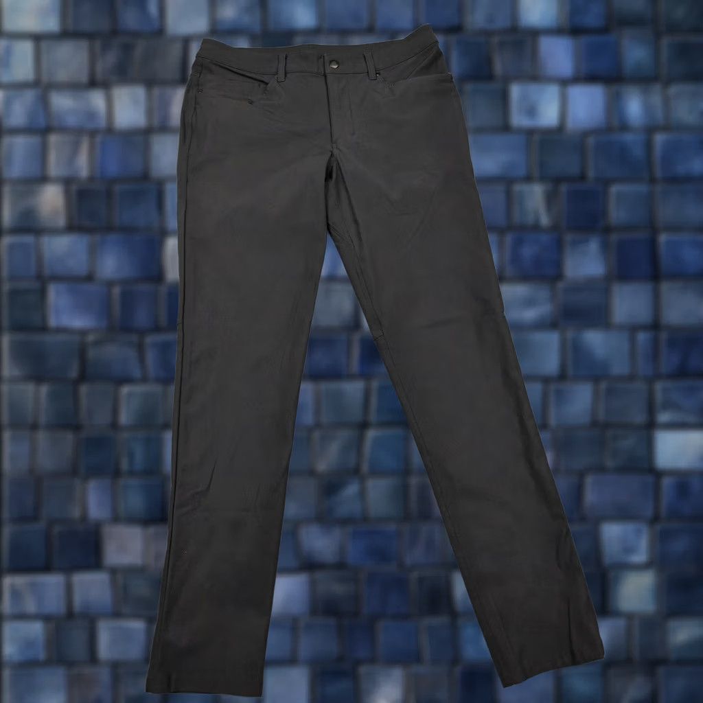 Lululemon Lululemon Pants Mens 32 Black Slim Fit Stretch Chino Microfiber Casual Travel Size US 32 / EU 48 - 1 Thumbnail