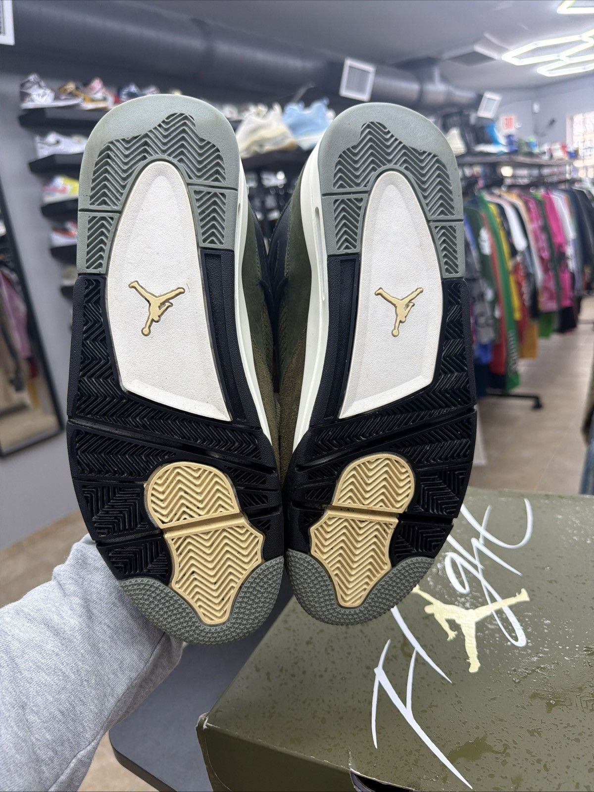Jordan Brand Air Jordan 4 Craft ‘Olive’ Men’s Size 12 Pre-owned Sneakers Size US 12 / EU 45 - 21 Thumbnail