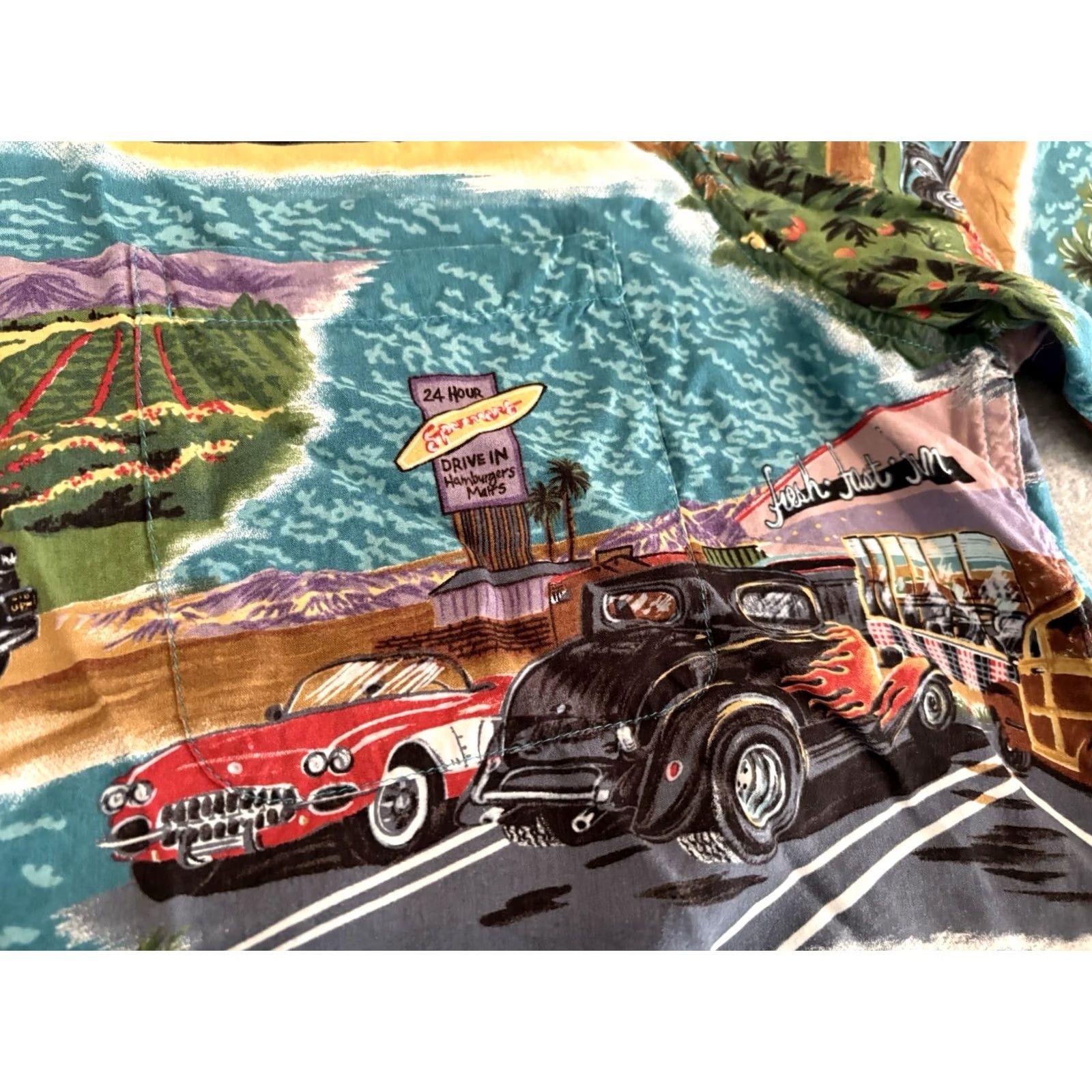 Reyn Spooner Reyn Spooner Button-Up Shirt Mens XL Rayon Multicolor Hollywood California Cars Beach Hawaiian Classic Cars Shirt Size US XL / EU 56 / 4 - 3 Thumbnail