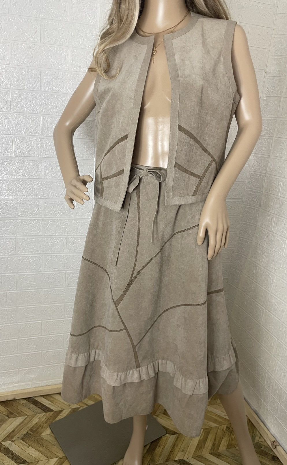 Other jerôme création paris 60s-70s vintage nubuck vest & skirt Size 26" / US 2 / IT 38 - 14 Thumbnail