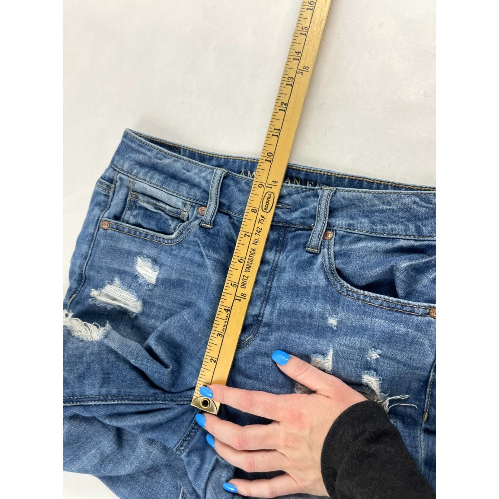 American Eagle Outfitters American Eagle Outfitters Jeans Women's 4 Blue Denim Tomgirl Distressed Size 27" / US 4 / IT 40 - 4 Thumbnail