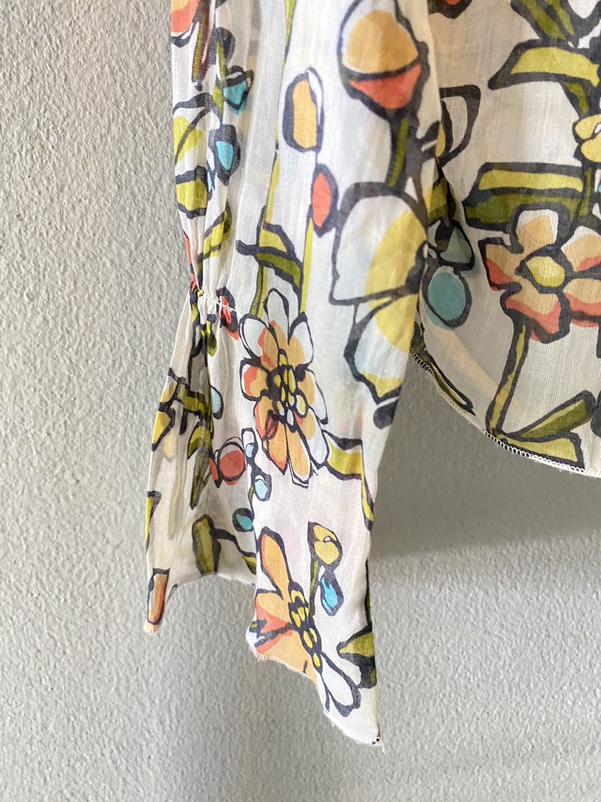 Moschino MOSCHINO Layered Ruffles Floral V-Neck Blouse Size S / US 4 / IT 40 - 3 Thumbnail