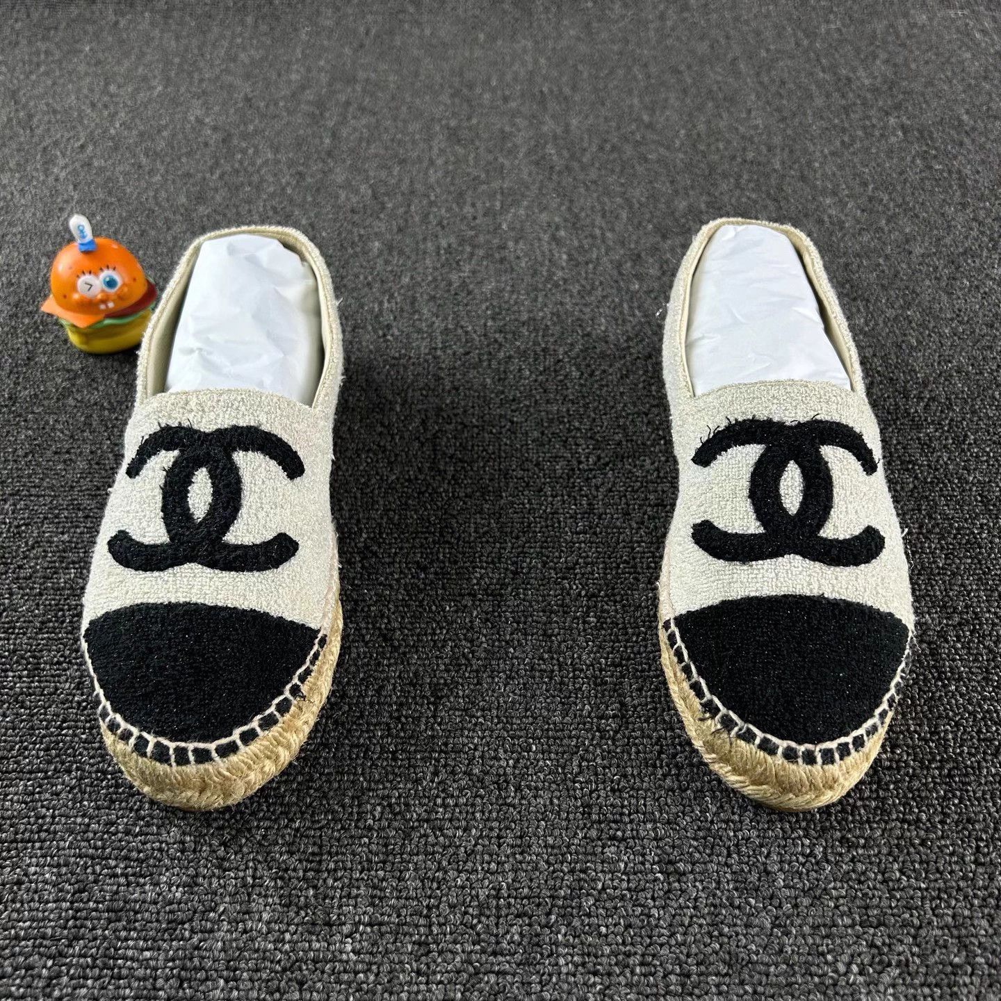 Chanel Chanel Cream Fisherman Shoes 39 Size US 8 / IT 38 - 2 Thumbnail