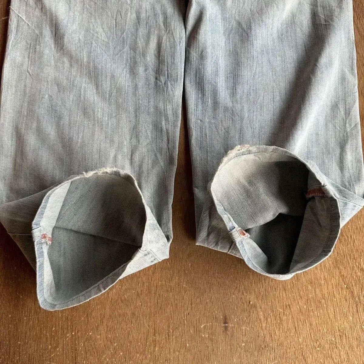 Vintage DISTRESSED DENIM VTG EDWIN JAPAN TWIST LEG LIGHTWASH BAGGY Size US 33 - 18 Thumbnail