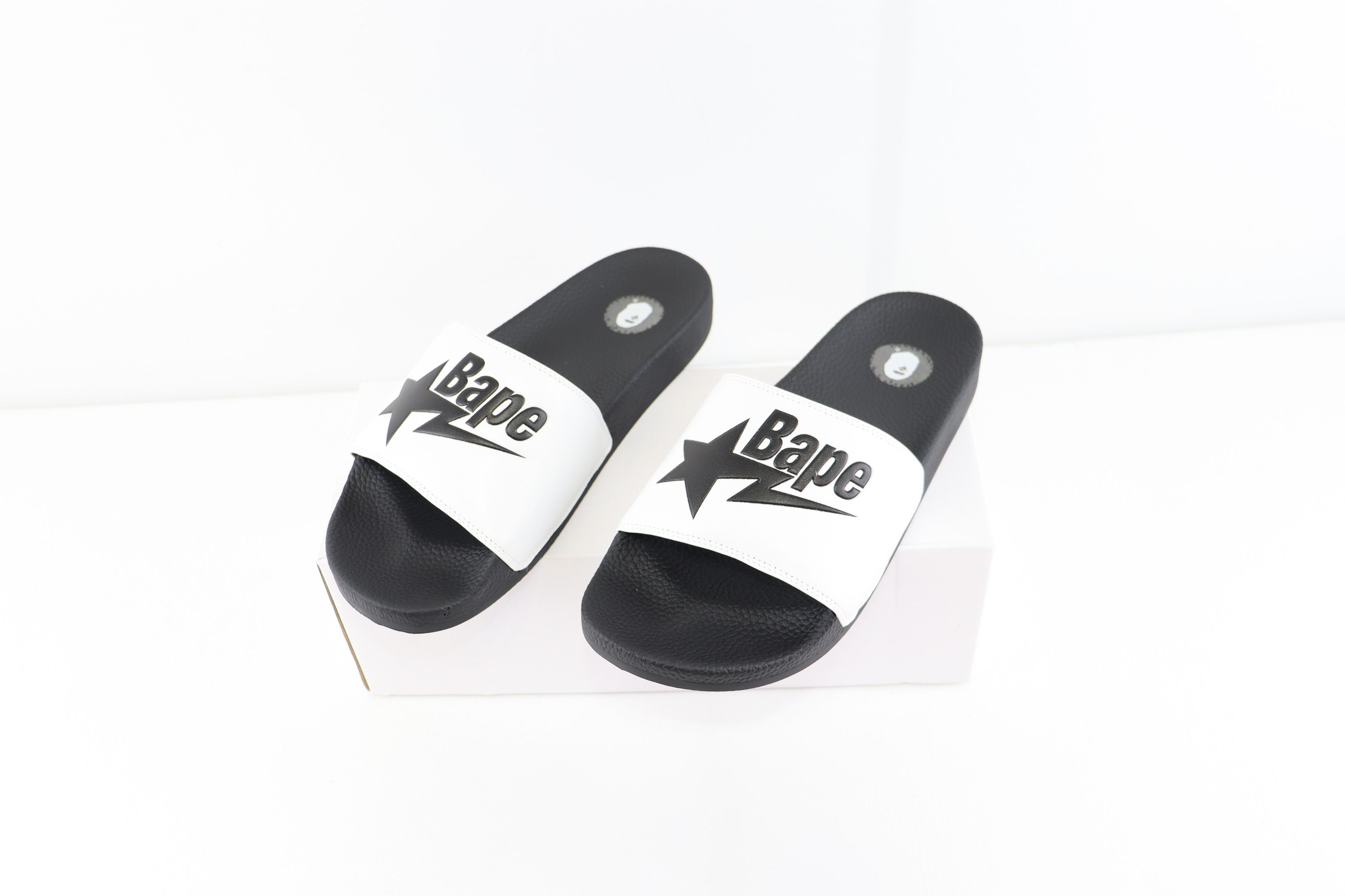 Bape o1rshd1 Bapesta Slides Sandals in Black White Size US 9 / EU 42 - 12 Thumbnail
