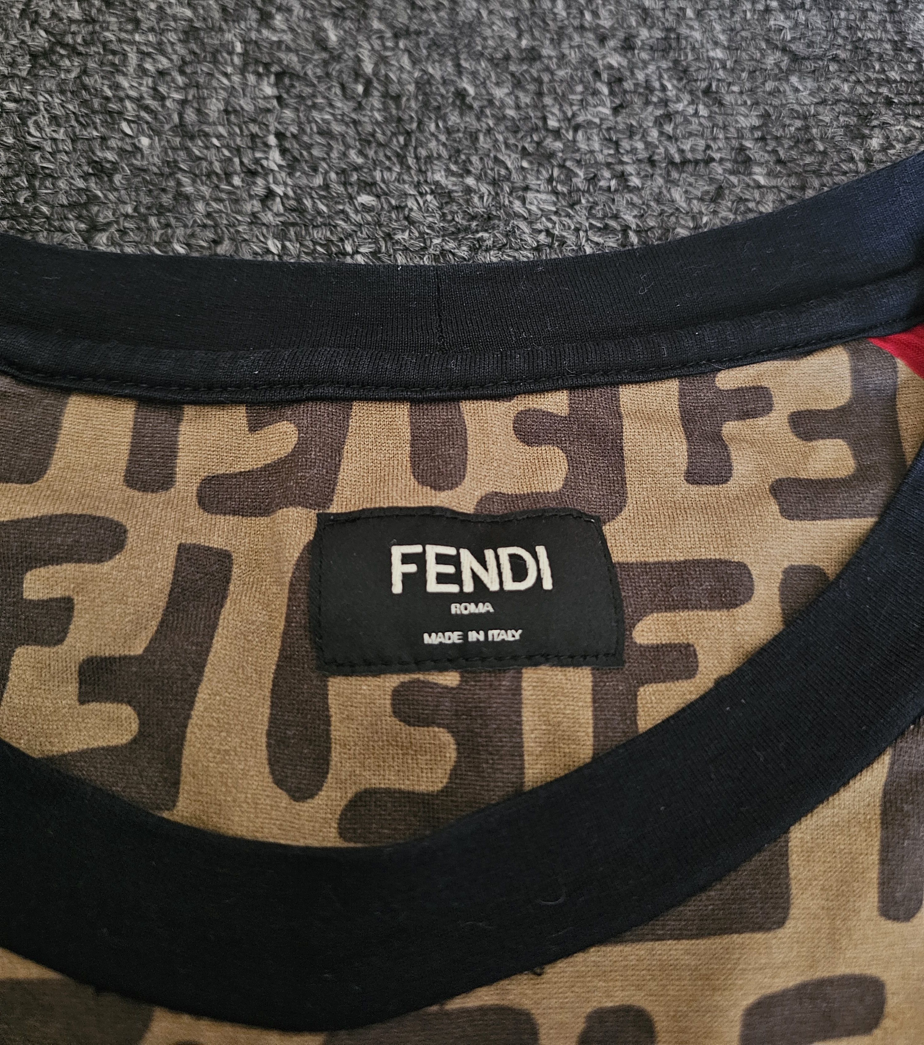 Fendi FENDI Men's FF Oversize T-Shirt Size S Size US S / EU 44-46 / 1 - 3 Thumbnail