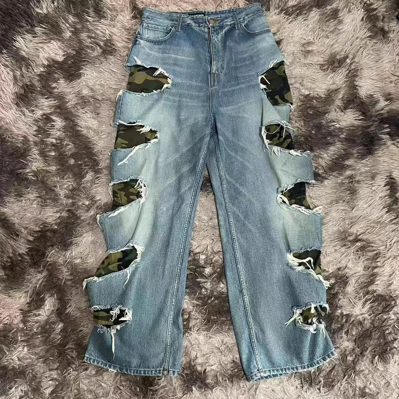 Balenciaga Balenciaga FW21 Double Layer Camo Tomorrowland Jeans S Size US 28 / EU 44 - 1 Thumbnail