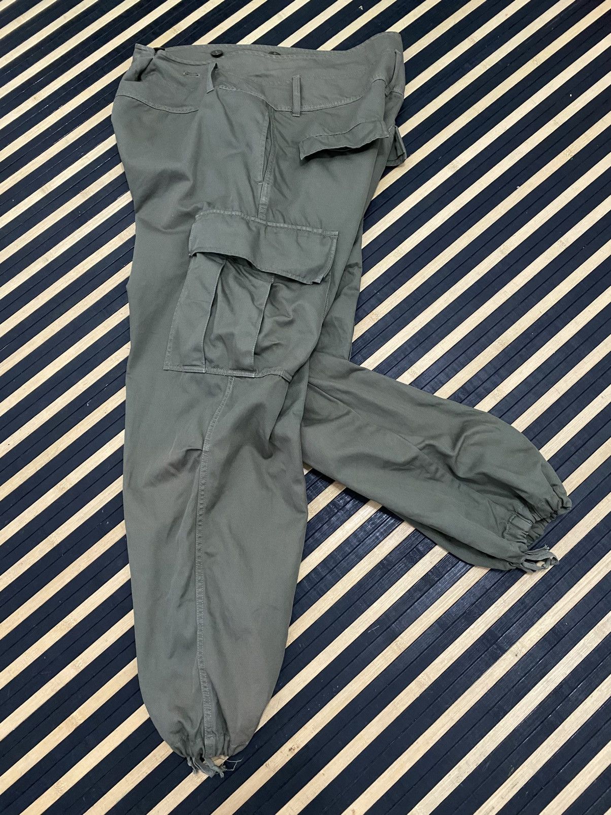 Hysteric Glamour × If Six Was Nine × Japanese Brand Mystic Parachute Flared 6 Pocket Olive Green Cargo Pants Size US 34 / EU 50 - 3 Thumbnail