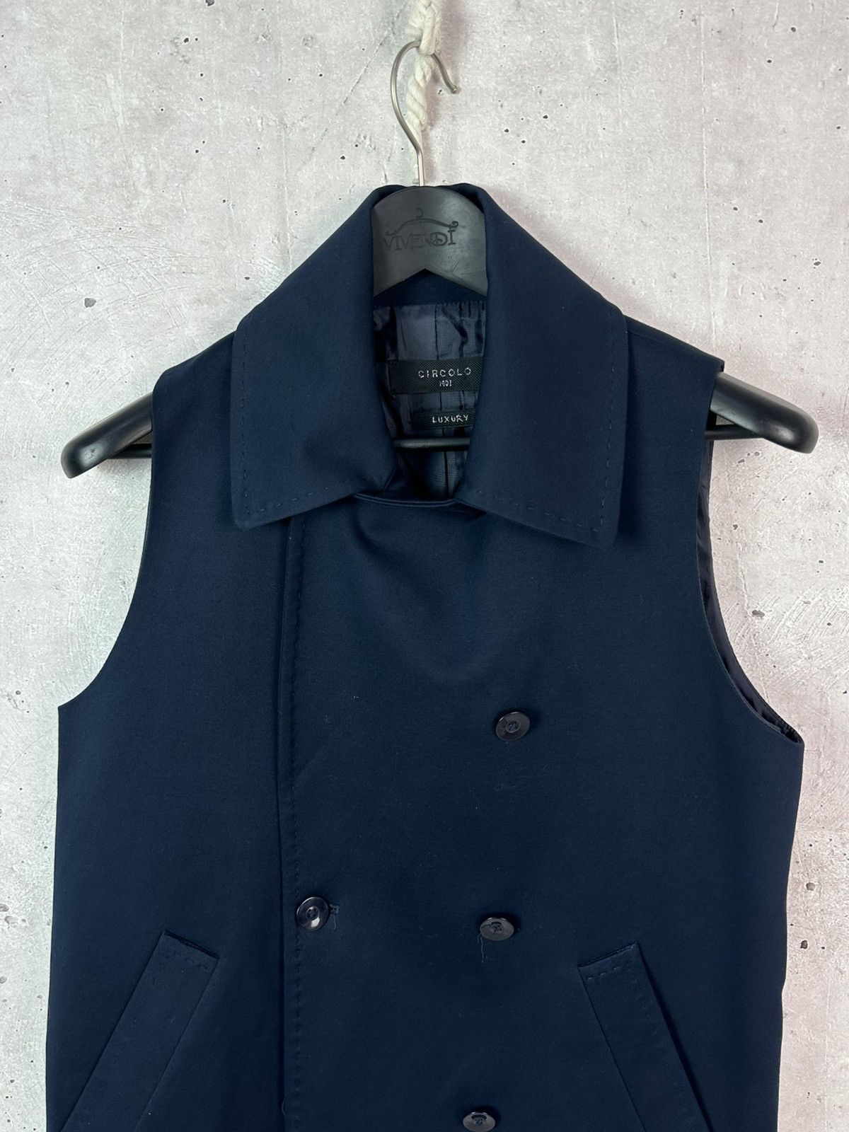 Circolo 1901 Circolo 1901 Luxury Navy Cotton Sleeveless Blazer-Jacket Size M / US 6-8 / IT 42-44 - 7 Thumbnail
