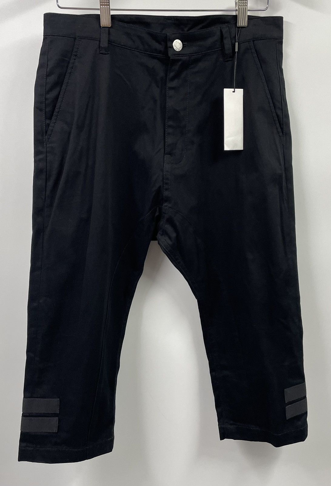 Helmut Lang Helmut Lang Lafer Twill Crop Black Cargo Pants 30 Size US 30 / EU 46 - 1 Thumbnail