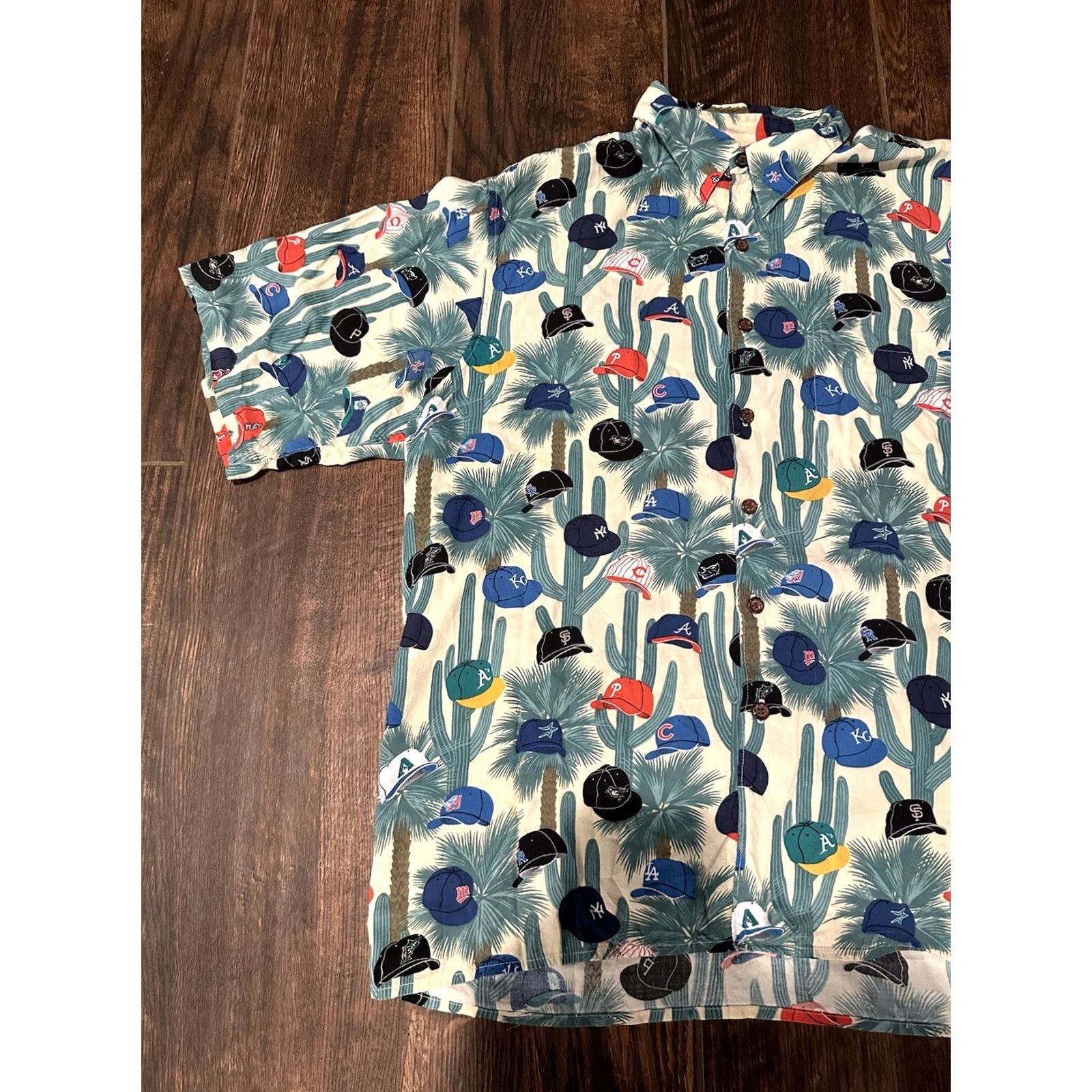 Reyn Spooner Reyn Spooner MLB Spring Training Hawaiian Shirt Large Adult Multicolor Button-Up with Floral Print Size US L / EU 52-54 / 3 - 3 Thumbnail