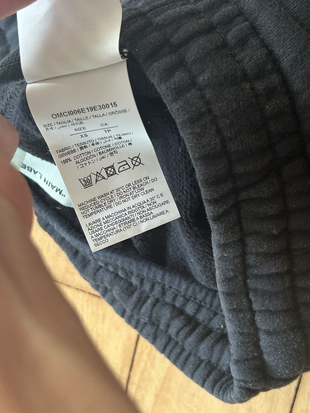 Off-White Off-White black waterfall graphic sweat shorts Size US 29 - 6 Thumbnail
