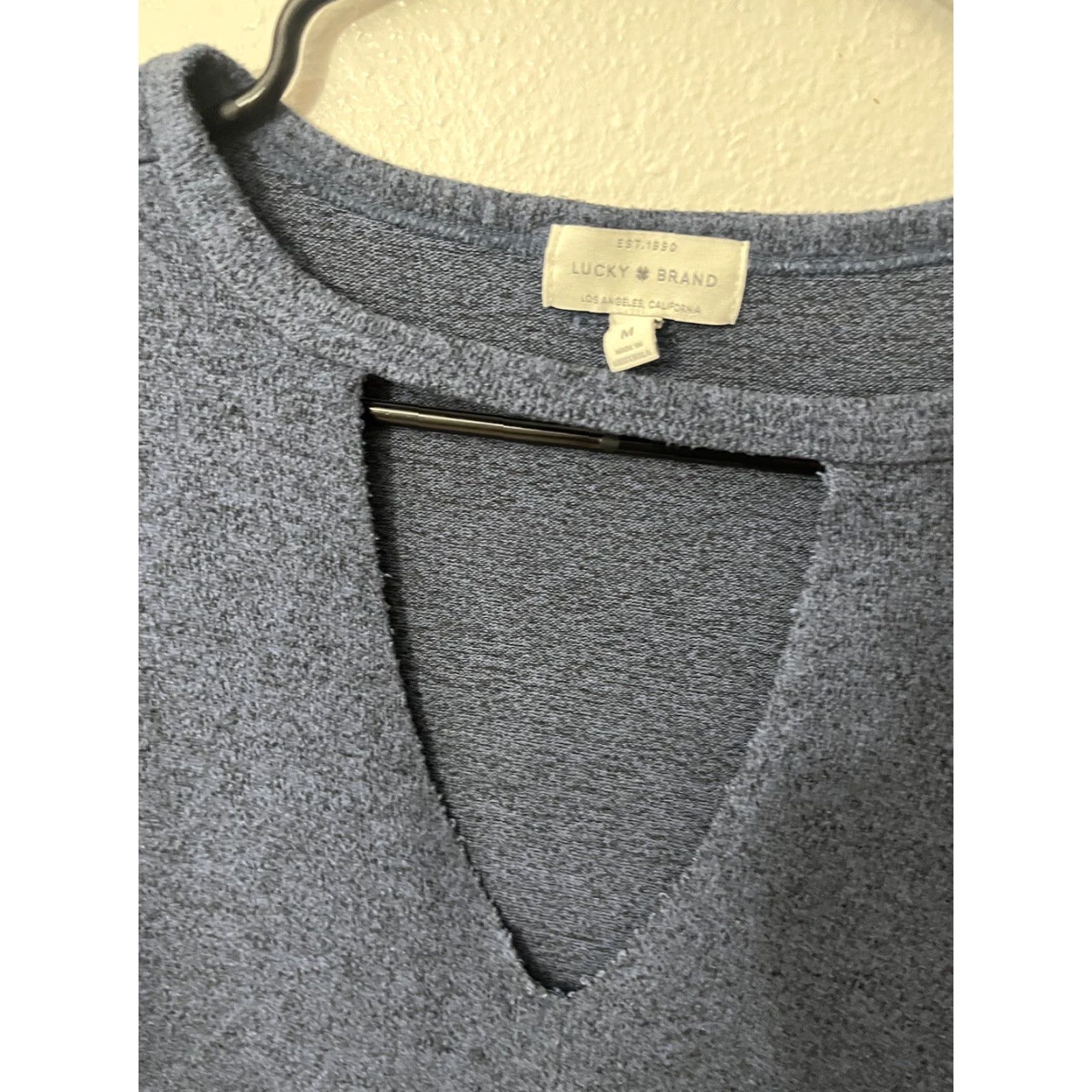 Lucky Brand Lucky Brand Sweater Medium Lightweight V Front Viscose blend Blue Womens Size M / US 6-8 / IT 42-44 - 3 Thumbnail