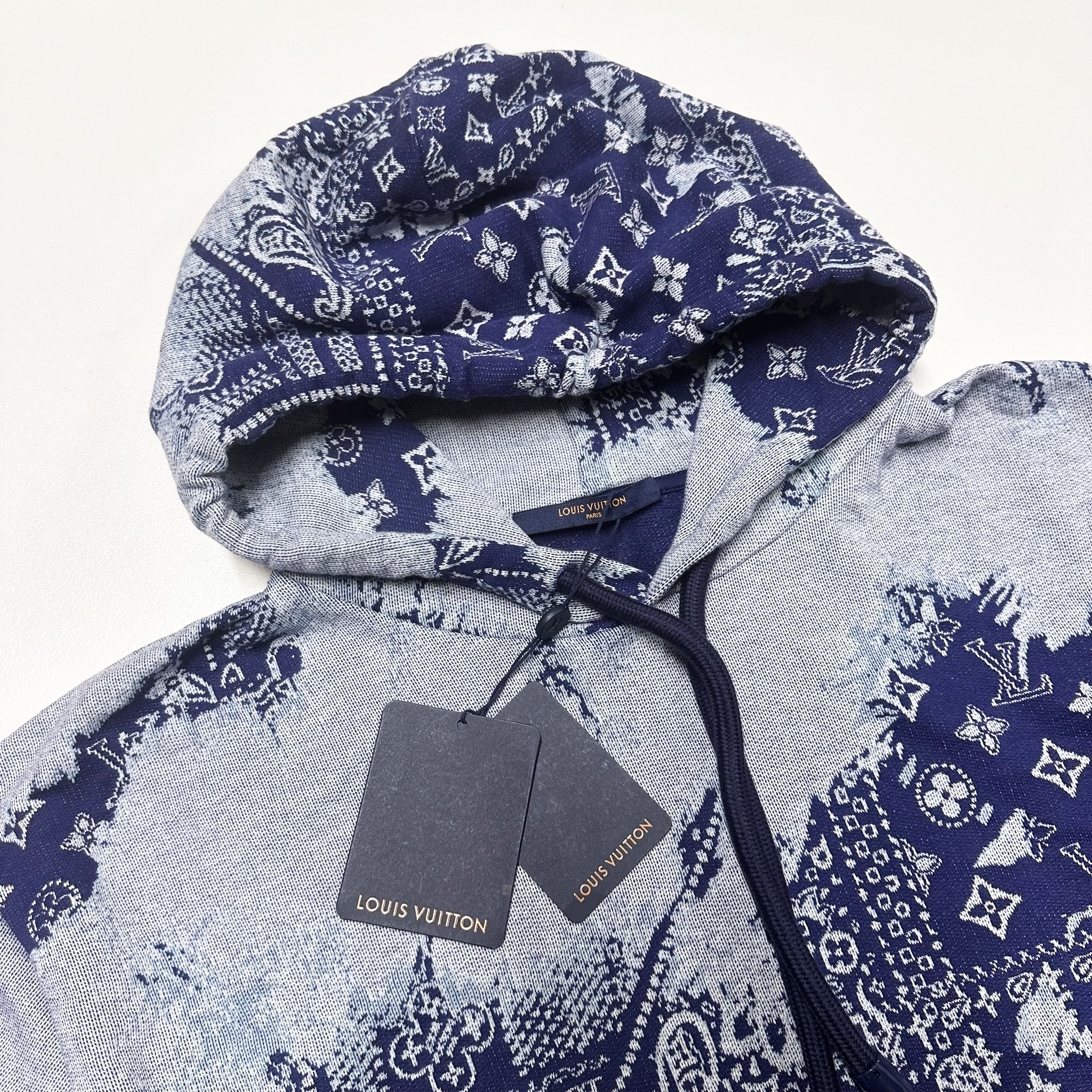 Louis Vuitton Louis Vuitton Bandana size xl Monogram knit sweater hoodie Size US XL / EU 56 / 4 - 3 Thumbnail
